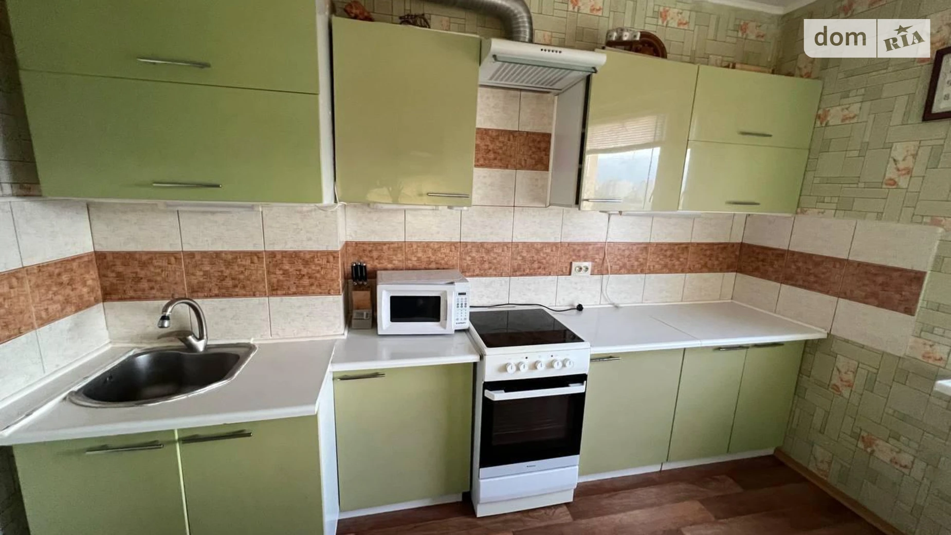 Продается 2-комнатная квартира 66.4 кв. м в Киеве, ул. Урловская, 38 - фото 3