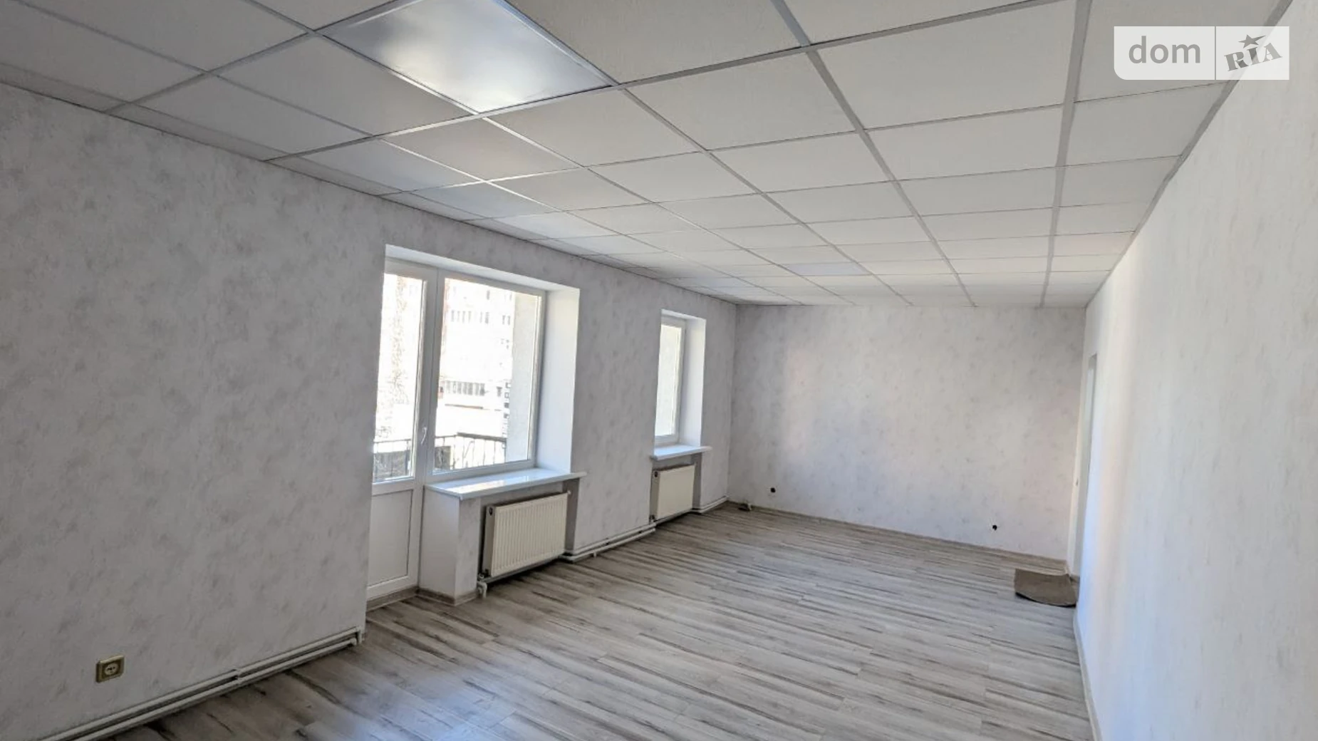 Продается офис 244 кв. м в бизнес-центре, цена: 175680 $ - фото 2