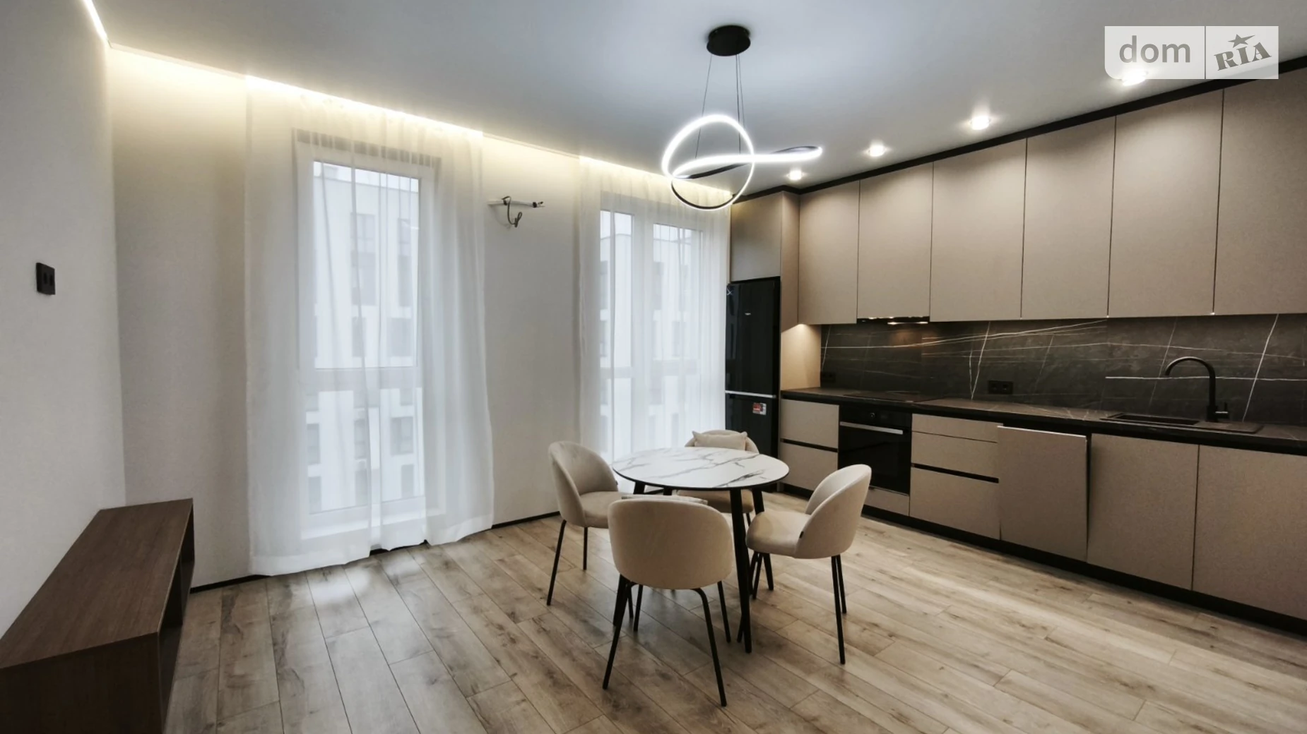 Продається 1-кімнатна квартира 44 кв. м у Минаї, вул. Августина Волошина - фото 3