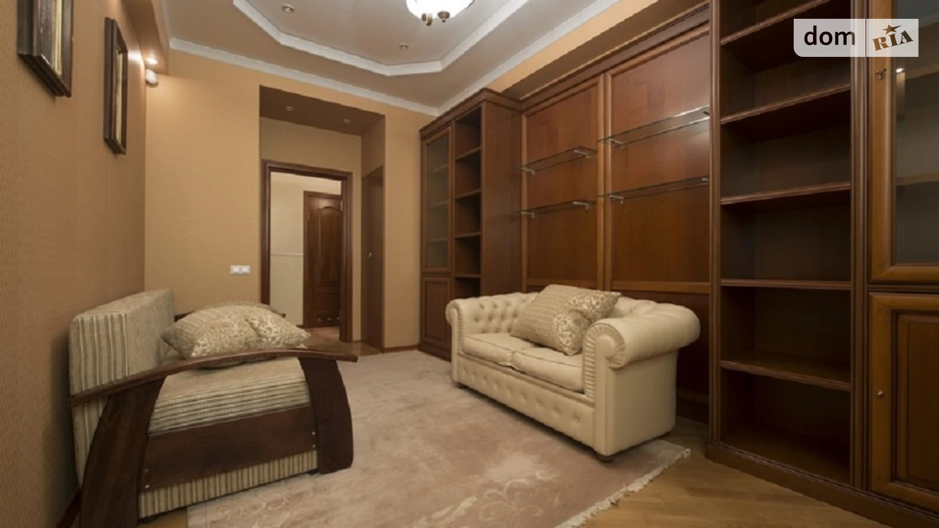Продается 3-комнатная квартира 82.9 кв. м в Львове, ул. Цегельского - фото 2