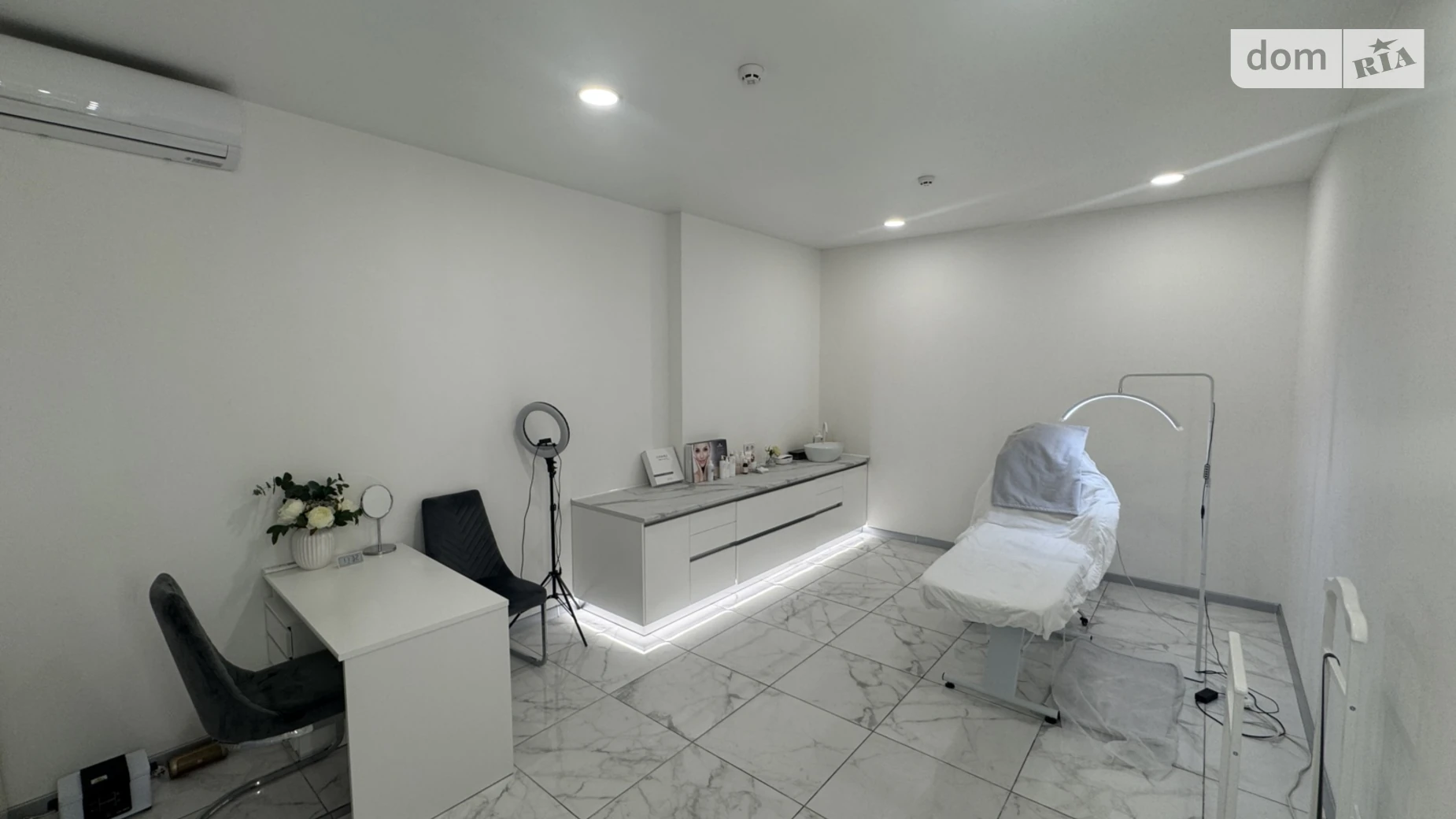 Здається в оренду приміщення вільного призначення 180 кв. м в 9-поверховій будівлі, цена: 4500 $ - фото 5