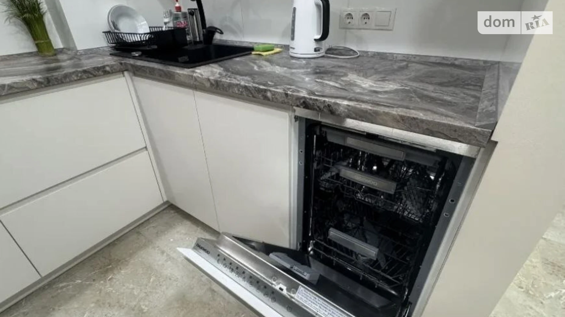 Сдается в аренду 2-комнатная квартира 55 кв. м в Днепре, ул. Ольгерда Бочковского(Пушкина Генерала), 26Б - фото 4