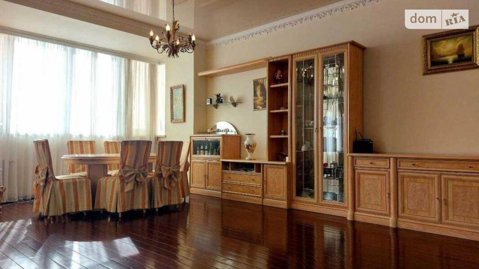 Продається 4-кімнатна квартира 241 кв. м у Києві, вул. Дмитрівська, 17А - фото 3