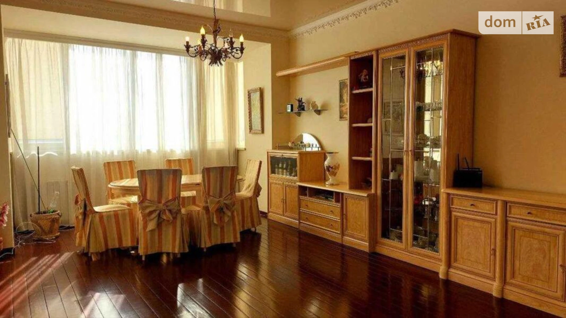 Продається 4-кімнатна квартира 241 кв. м у Києві, вул. Дмитрівська, 17А - фото 4