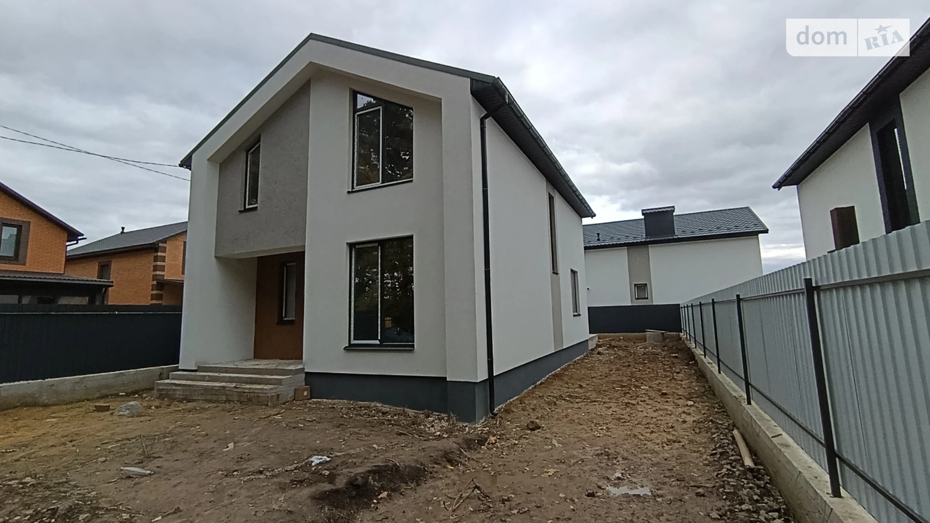 Продается дом на 2 этажа 125 кв. м с камином, цена: 100000 $ - фото 2