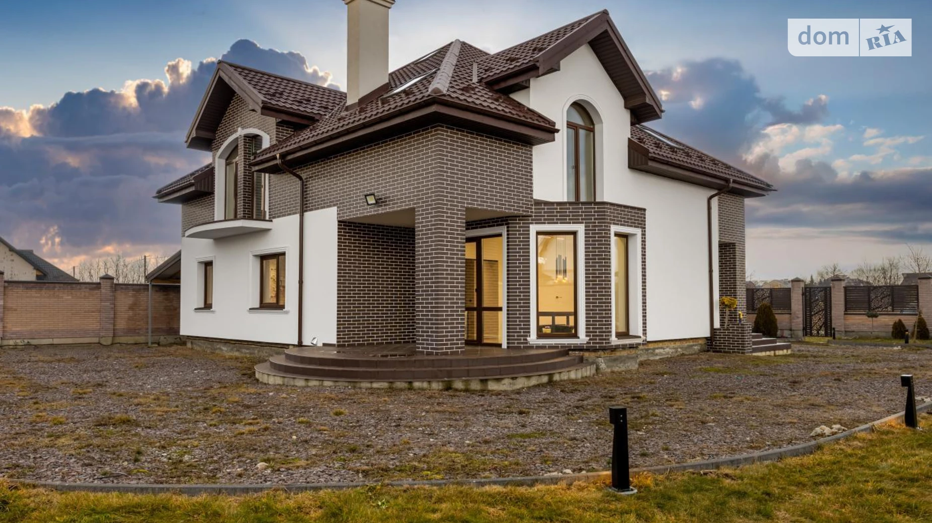 Продается дом на 2 этажа 236.5 кв. м с гаражом, цена: 380000 $ - фото 5