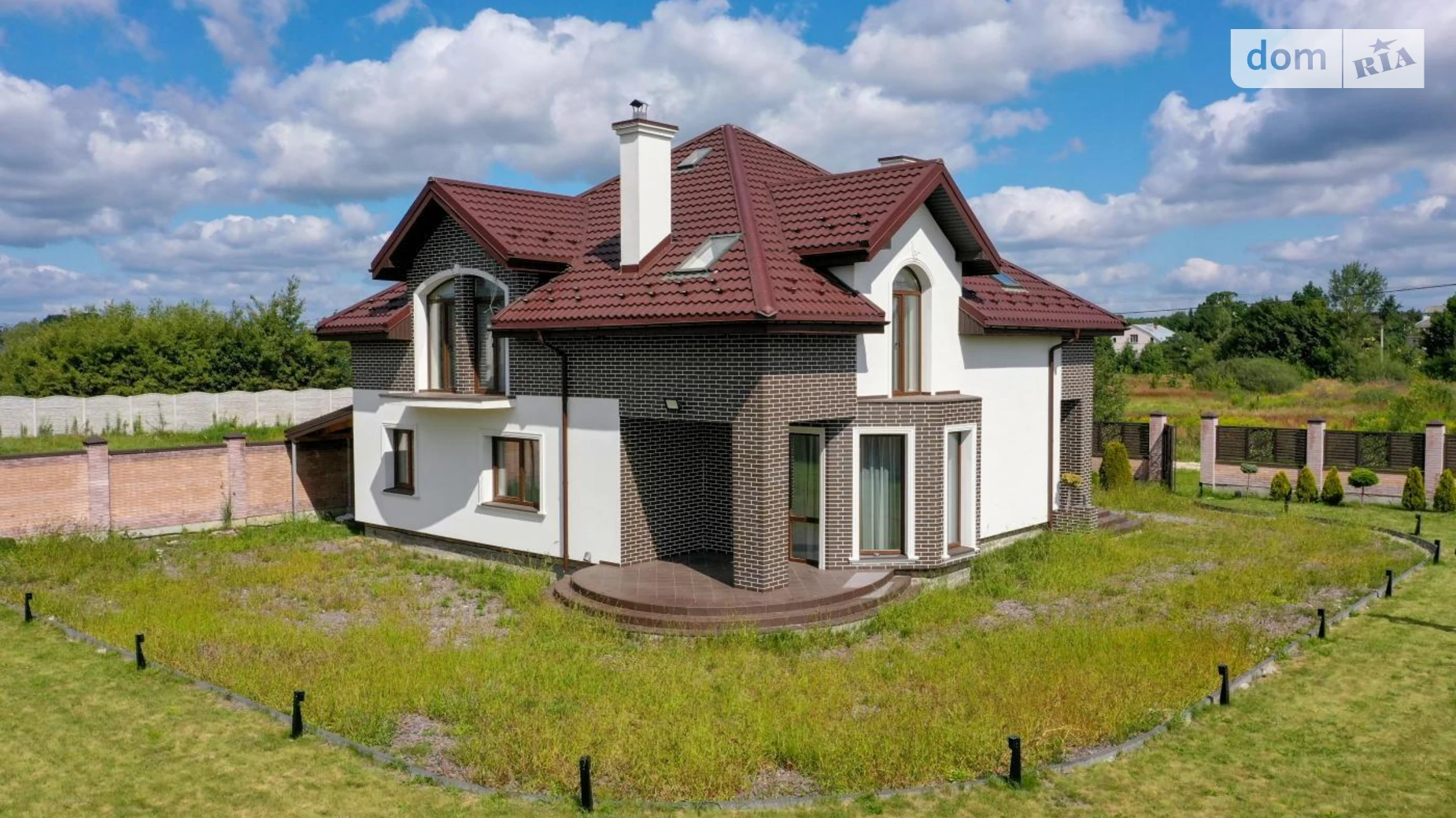 Продается дом на 2 этажа 236.5 кв. м с гаражом, цена: 380000 $ - фото 3