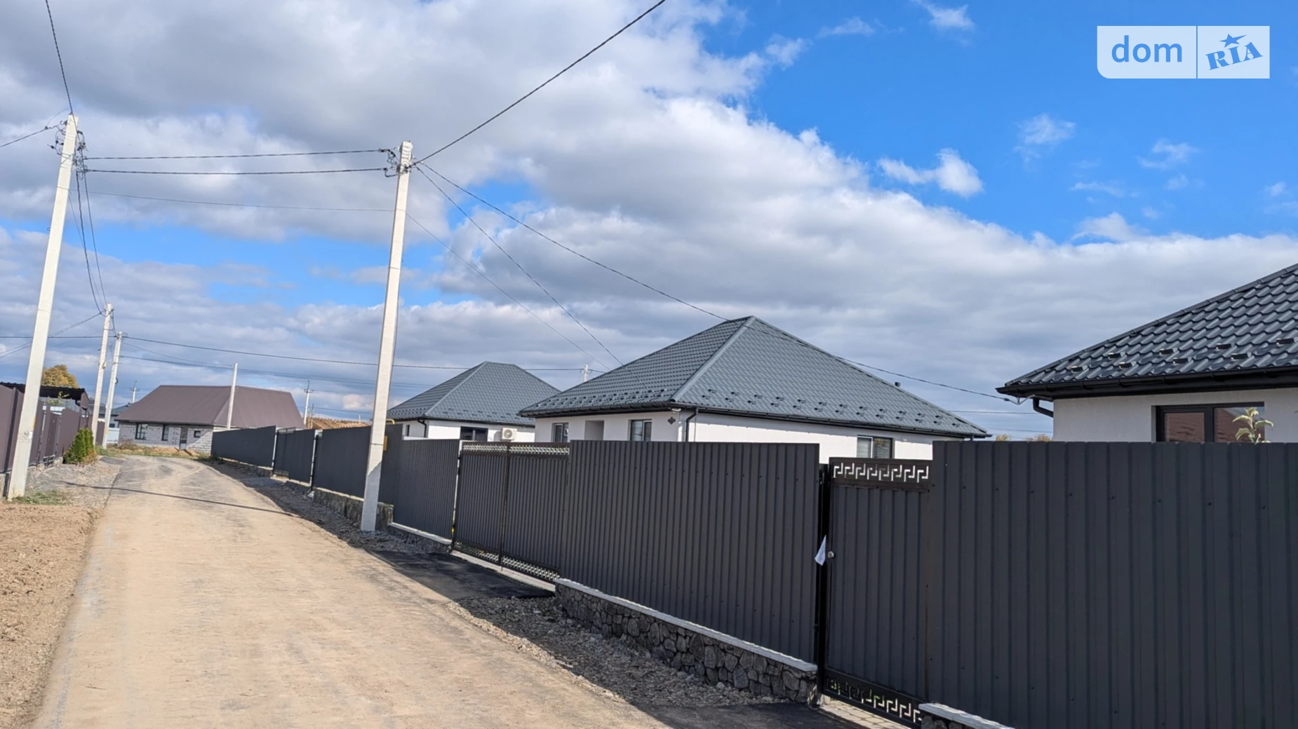 Продается одноэтажный дом 92 кв. м с садом, цена: 80000 $ - фото 2
