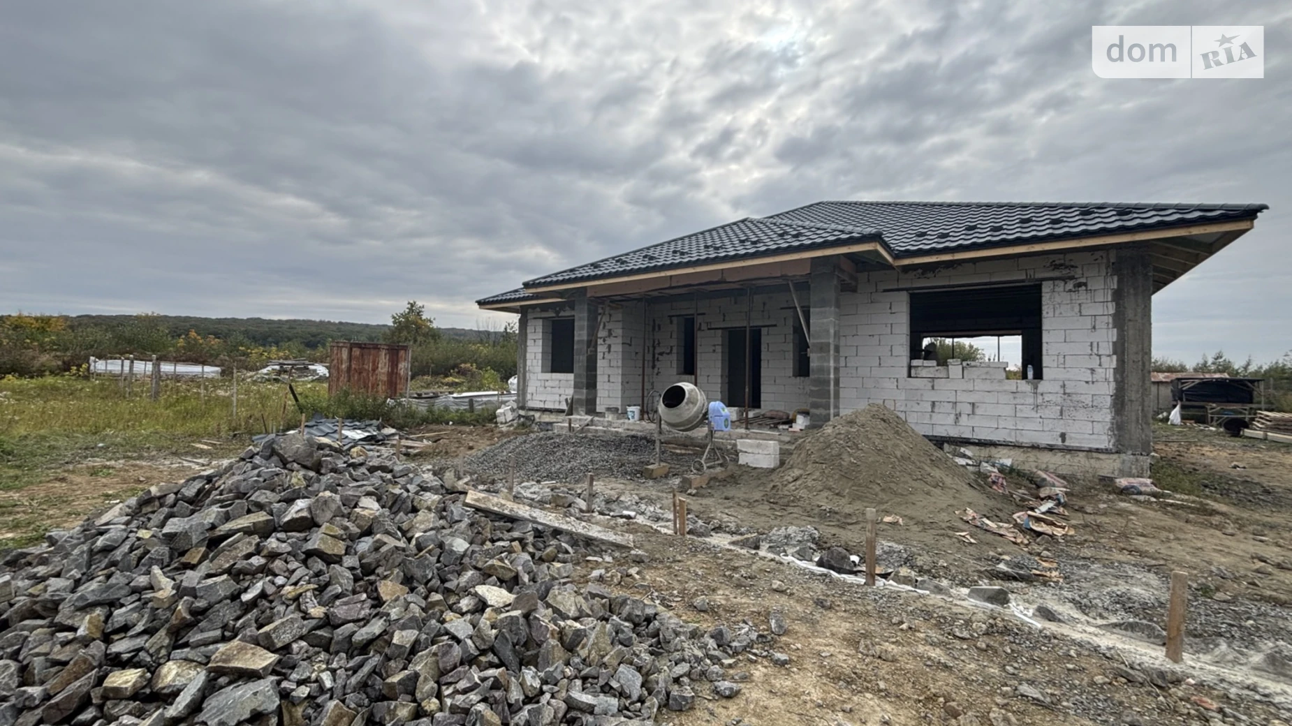 Продается одноэтажный дом 215 кв. м с гаражом, цена: 135000 $ - фото 3