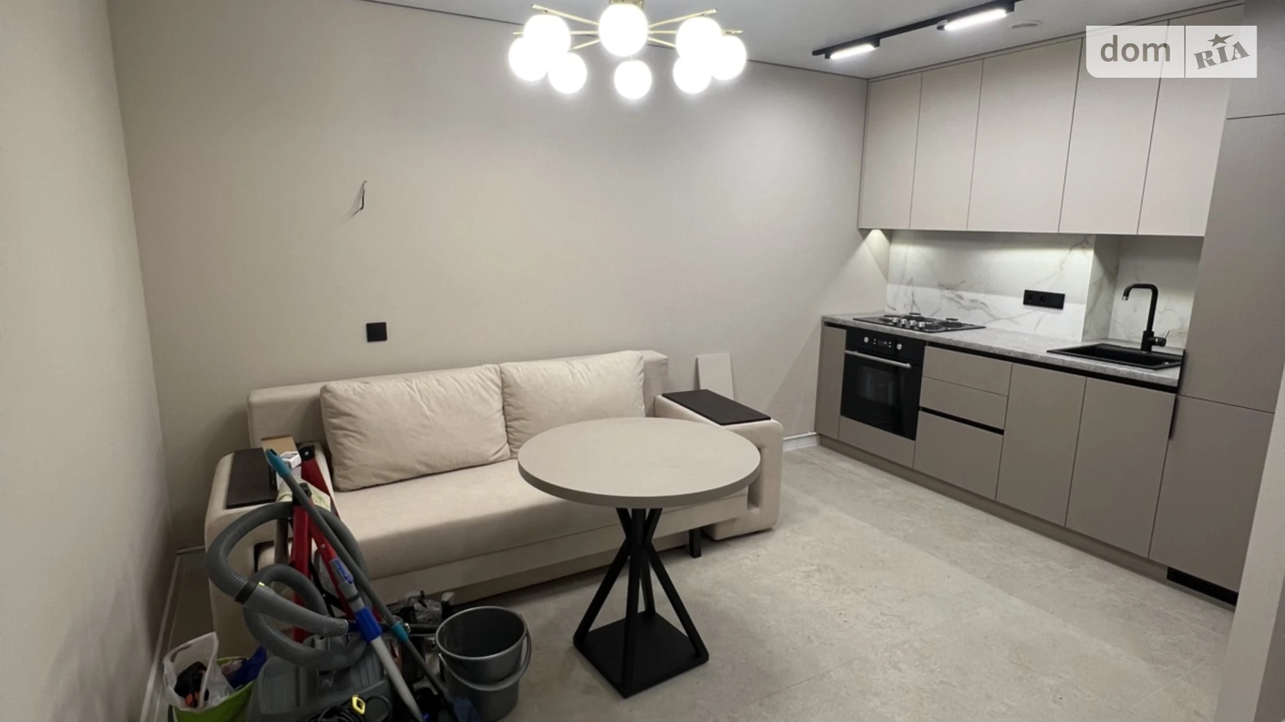 2-комнатная квартира 56 кв. м в Тернополе, ул. Смакулы, 8 - фото 5