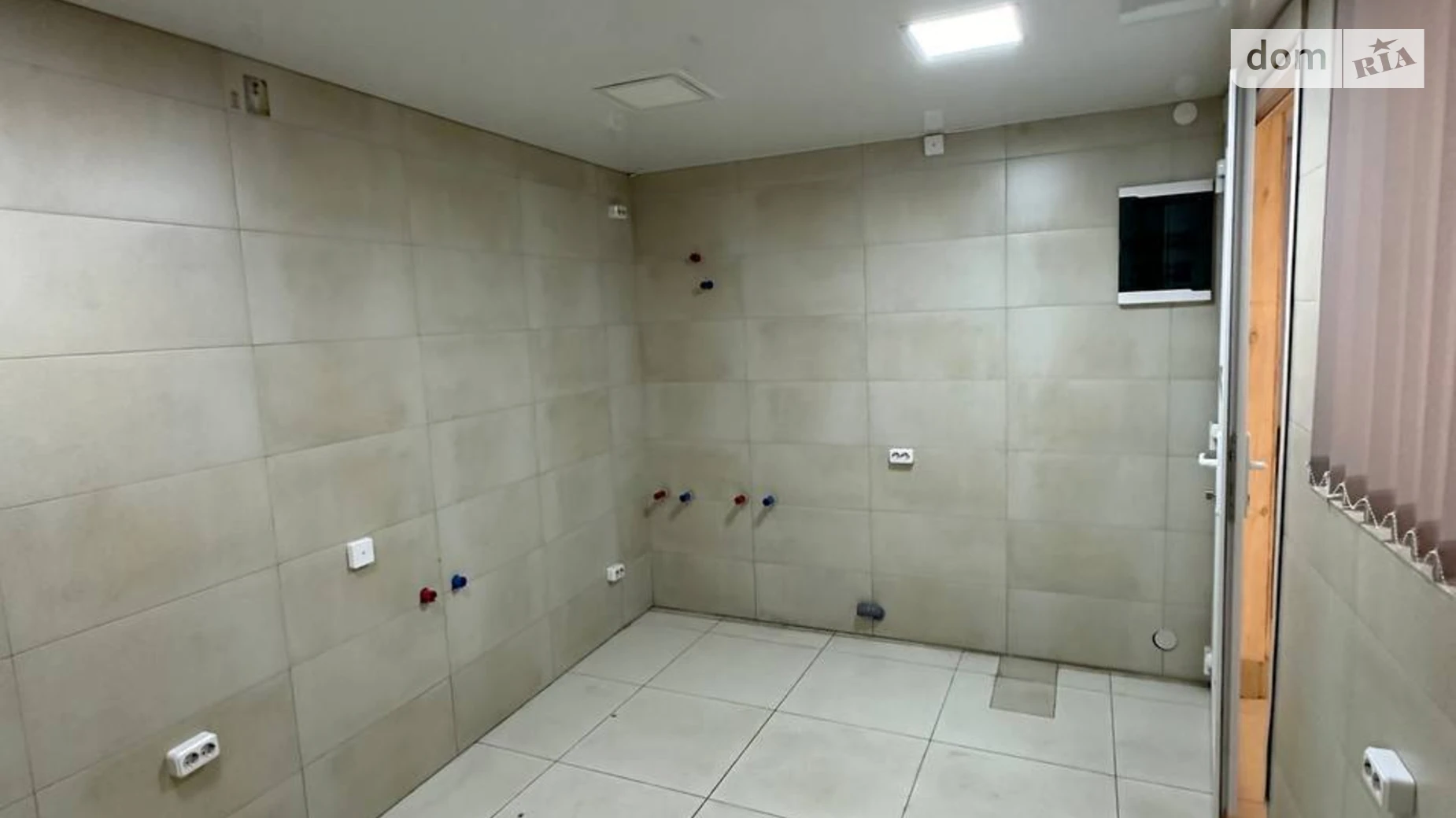 Здається в оренду приміщення вільного призначення 110 кв. м в 4-поверховій будівлі, цена: 20000 грн - фото 4
