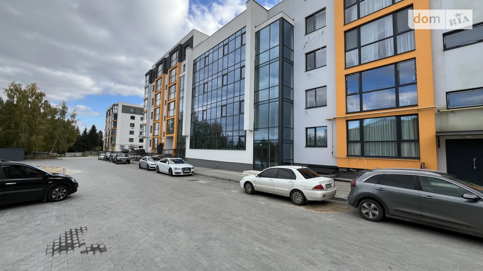 Продается 2-комнатная квартира 63 кв. м в Березиной, ул. Радужная, 105 - фото 2