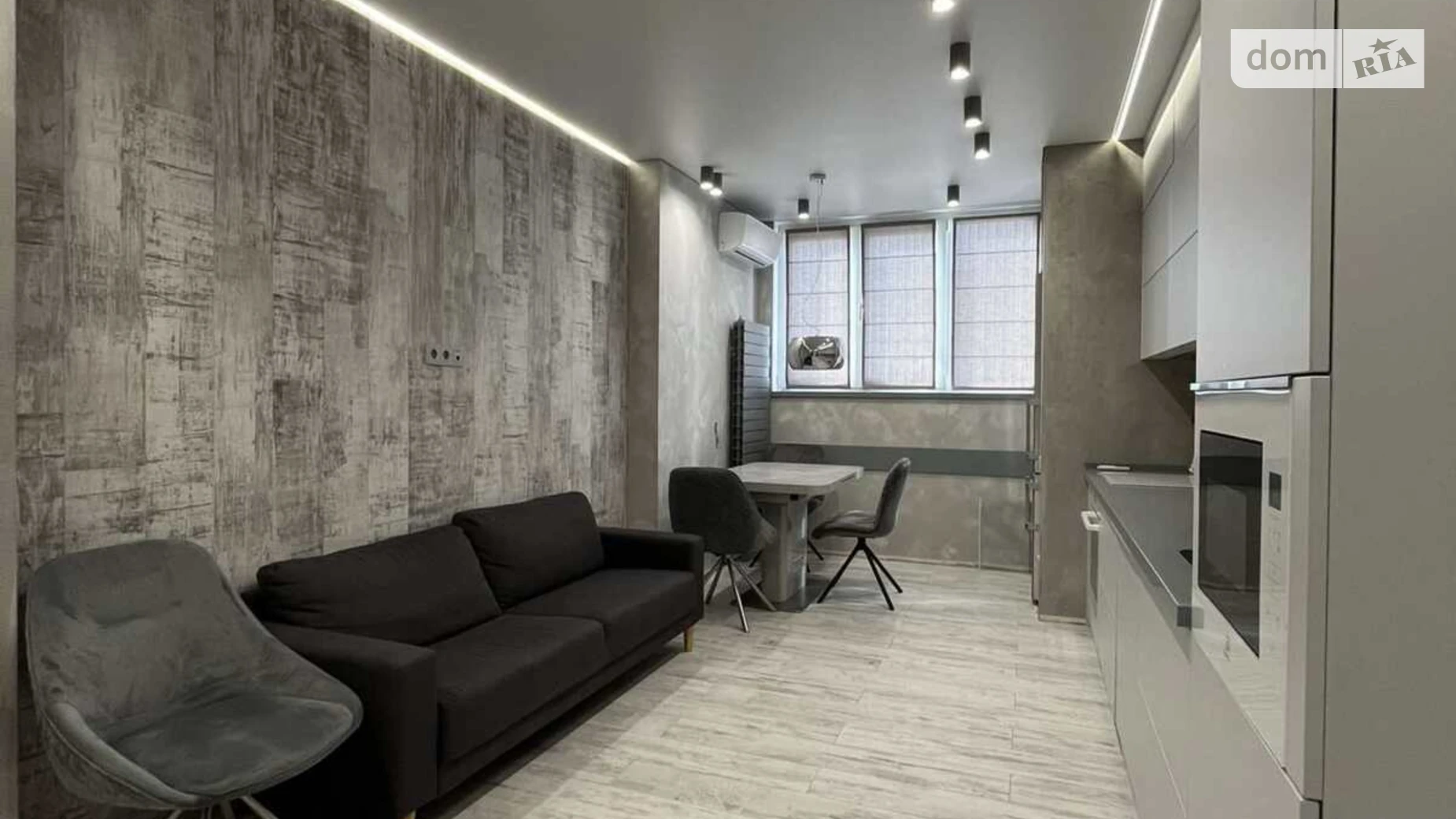 Продається 2-кімнатна квартира 61.5 кв. м у Чорноморську, вул. Захисників України(1 Травня) - фото 4