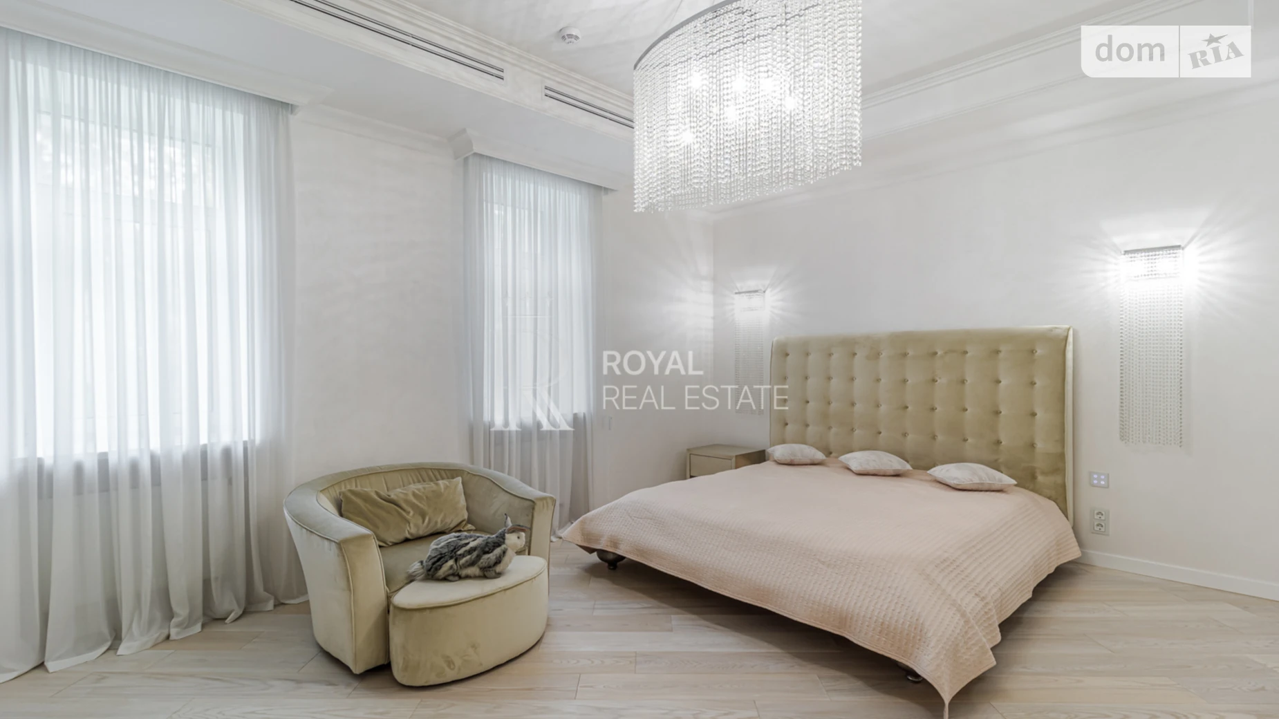 Сдается в аренду дом на 2 этажа 1000 кв. м с террасой, цена: 20000 $ - фото 3