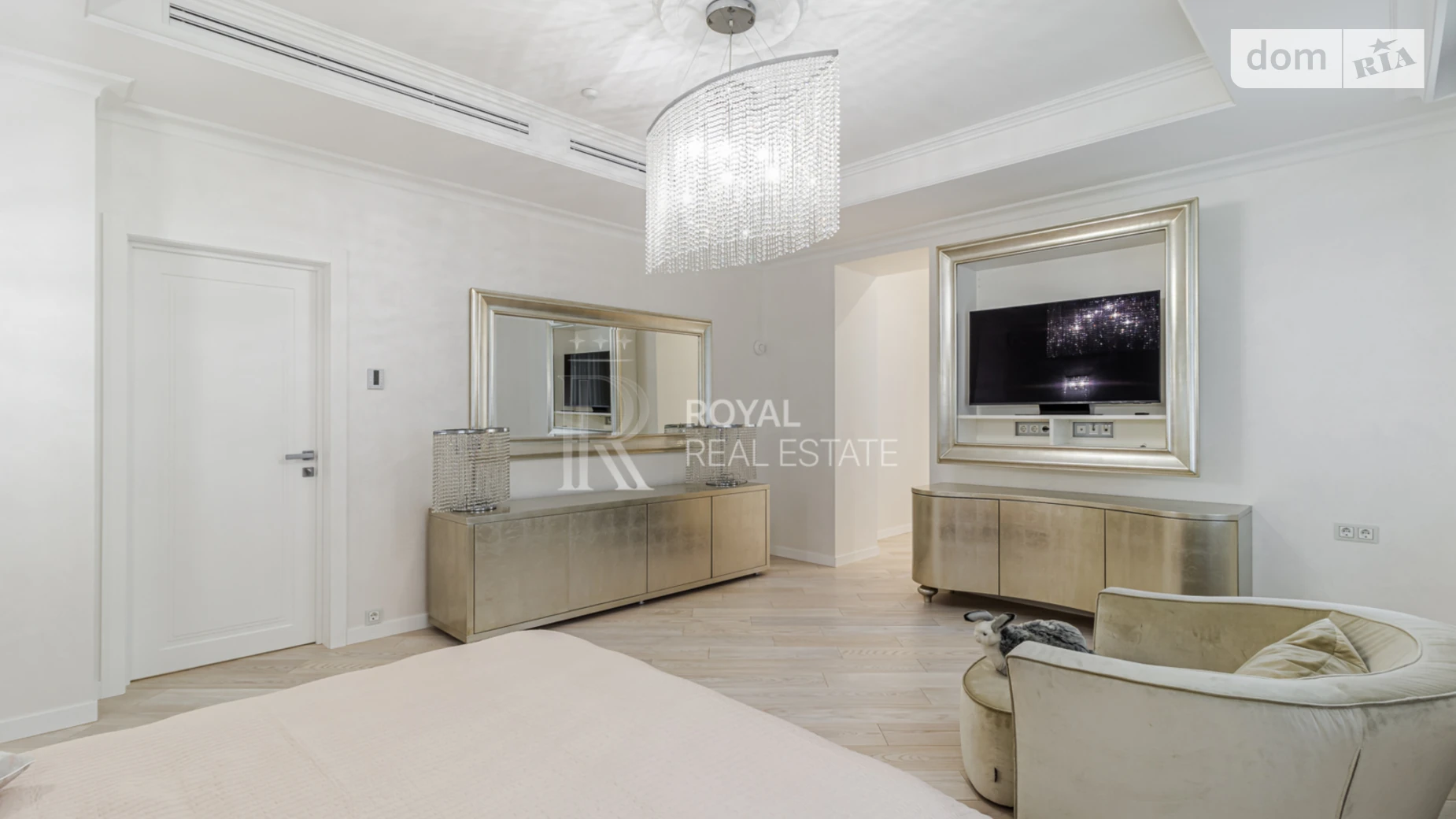 Сдается в аренду дом на 2 этажа 1000 кв. м с террасой, цена: 20000 $ - фото 4