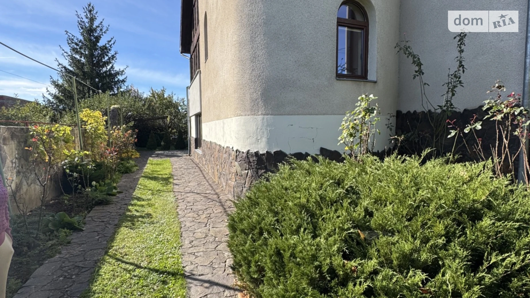 Продается дом на 2 этажа 340 кв. м с террасой, цена: 200000 $ - фото 2