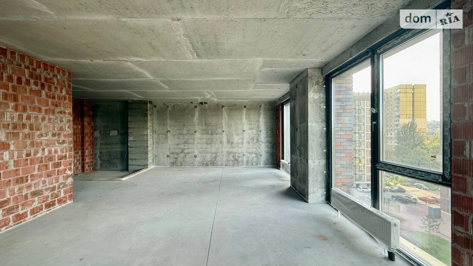 Продается 1-комнатная квартира 62.3 кв. м в Днепре, ул. Набережная Победы, 128 - фото 2