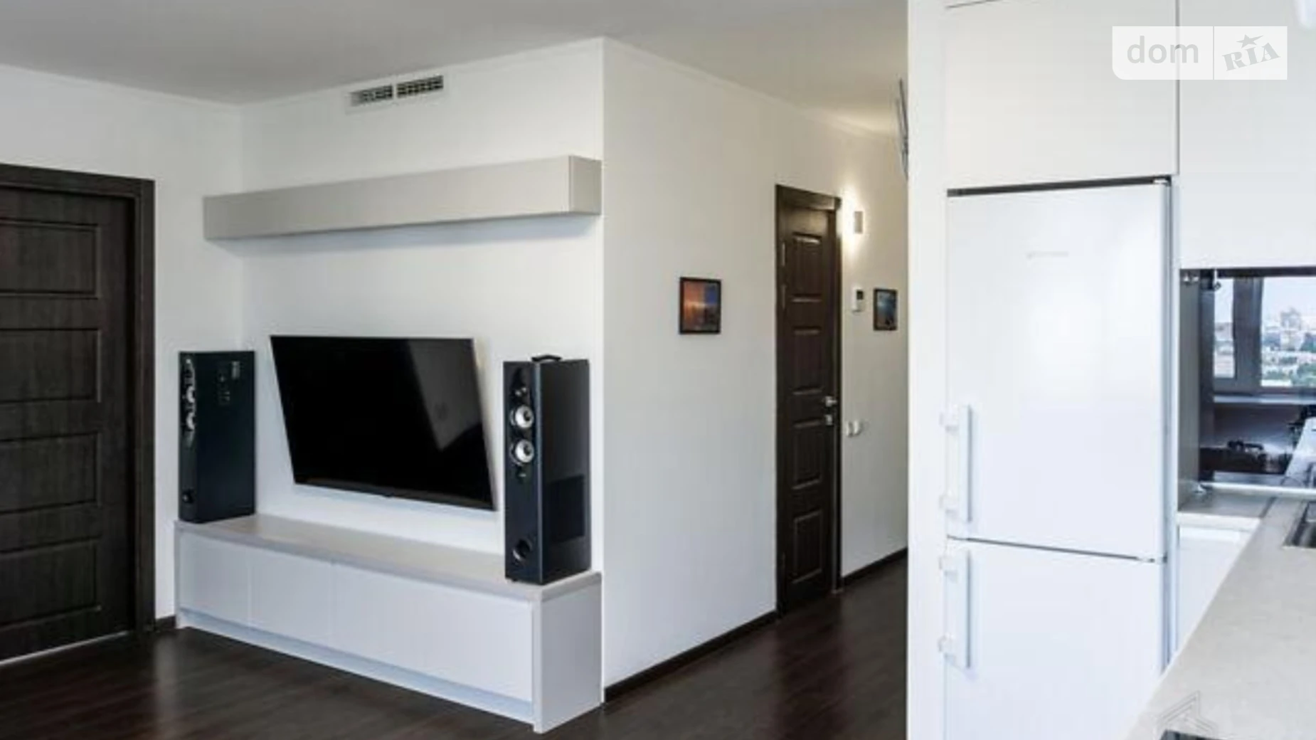 Продается 1-комнатная квартира 57 кв. м в Киеве, ул. Юрия Пасхалина(Ильича), 17 - фото 4