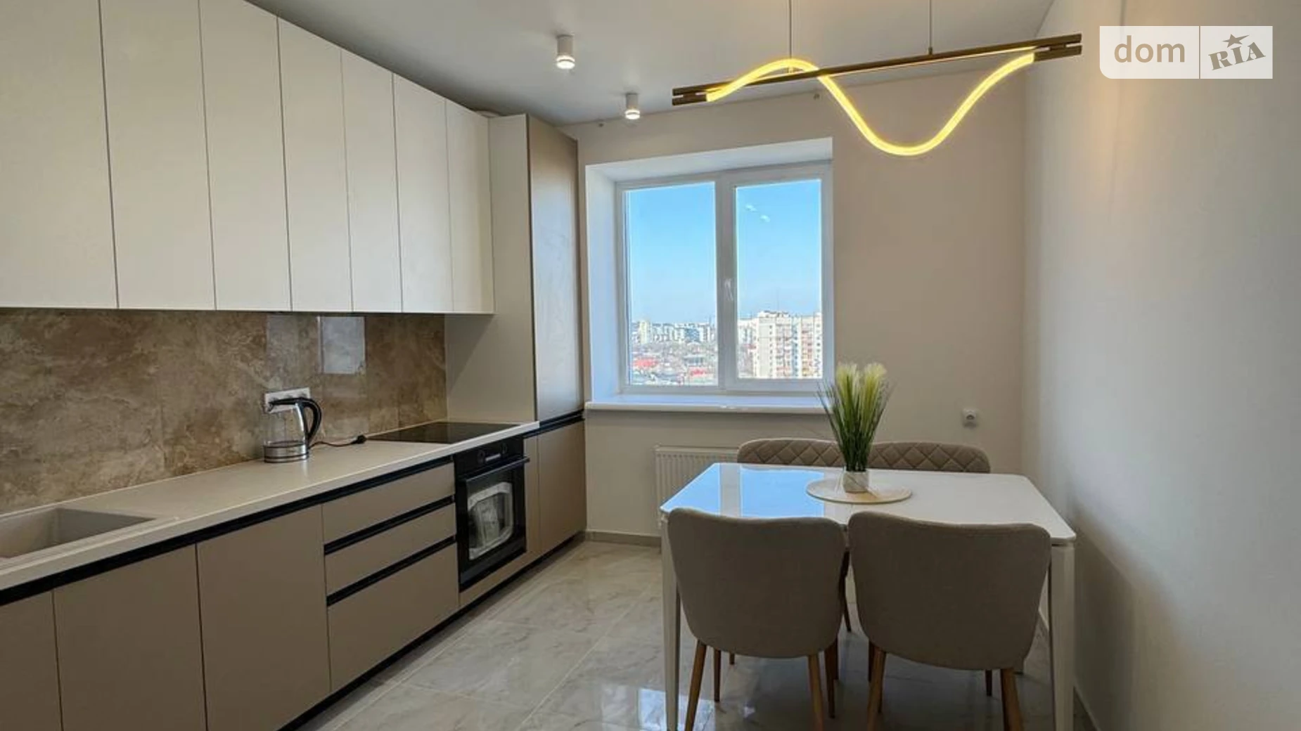 Сдается в аренду 2-комнатная квартира 64.3 кв. м в Ровно, цена: 600 $ - фото 3