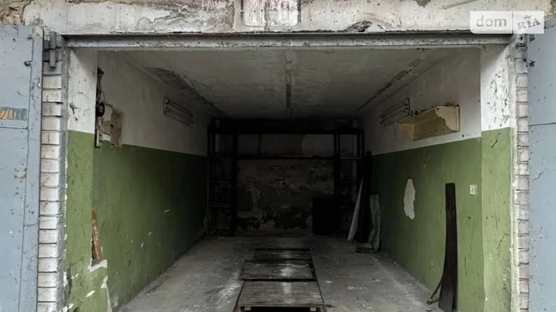 Продается место в гаражном кооперативе под легковое авто на 32 кв. м, цена: 5000 $ - фото 2