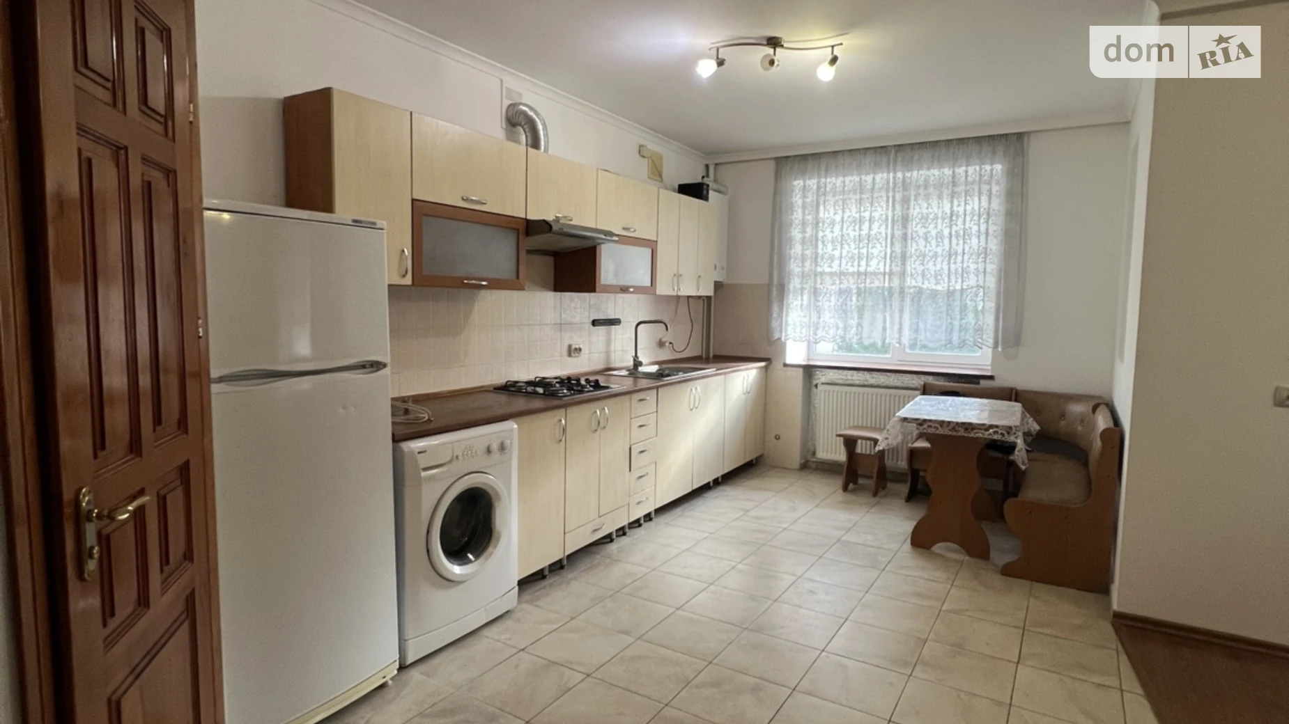 1-комнатная квартира 42 кв. м в Тернополе, ул. Сахарова Андрея Академика, 1 - фото 5