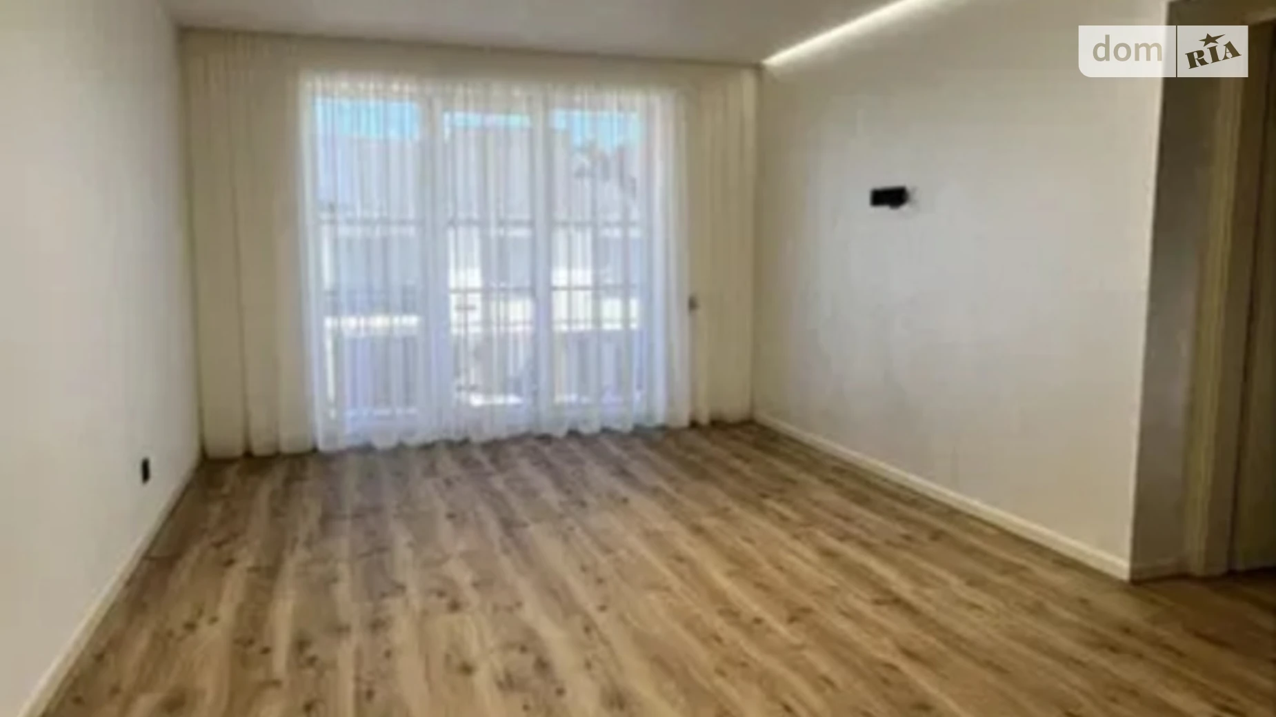 Продается дом на 3 этажа 147 кв. м с камином, цена: 178000 $ - фото 4