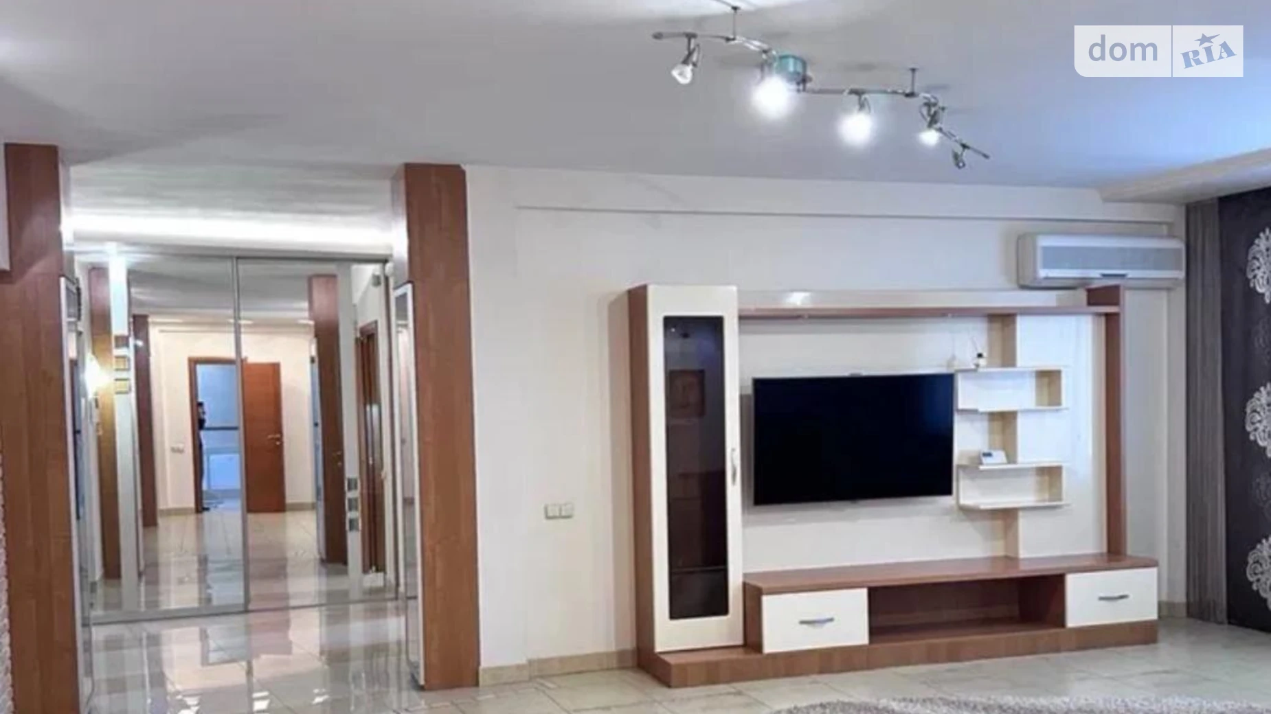 Продается 4-комнатная квартира 127 кв. м в Хмельницком, ул. Свободы, 19 - фото 2