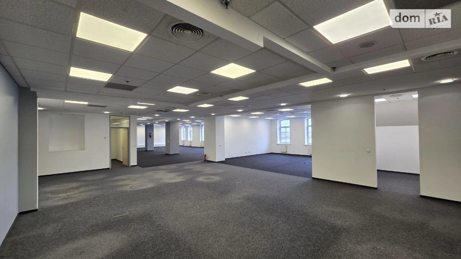 Сдается в аренду офис 1100 кв. м в бизнес-центре, цена: 18500 $ - фото 5