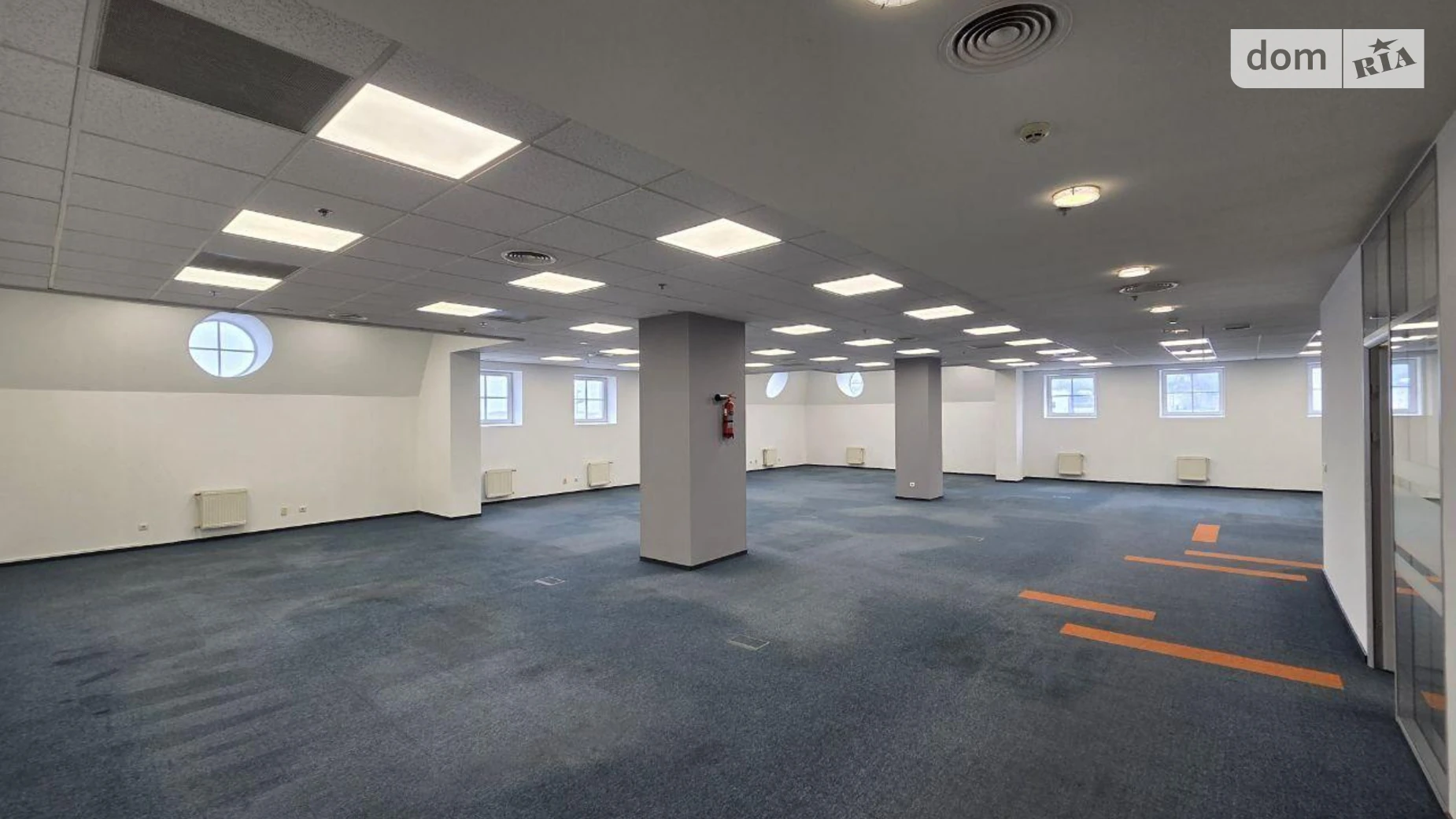 Сдается в аренду офис 1300 кв. м в бизнес-центре, цена: 22500 $ - фото 4