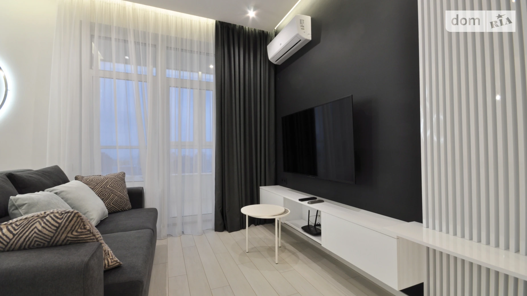 Сдается в аренду 1-комнатная квартира 58.3 кв. м в Киеве, бул. Леси Украинки, 7В - фото 4