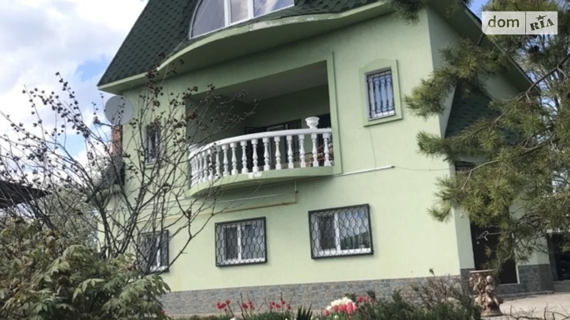 Продается дом на 3 этажа 260 кв. м с участком, цена: 65000 $ - фото 2
