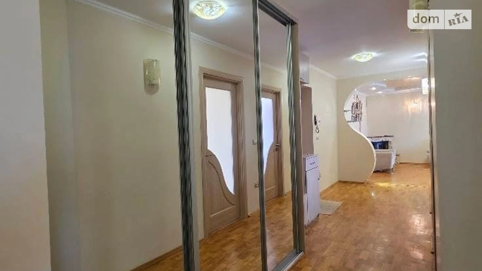 3-комнатная квартира 77.9 кв. м в Тернополе, ул. Сахарова Андрея Академика, 1 - фото 5