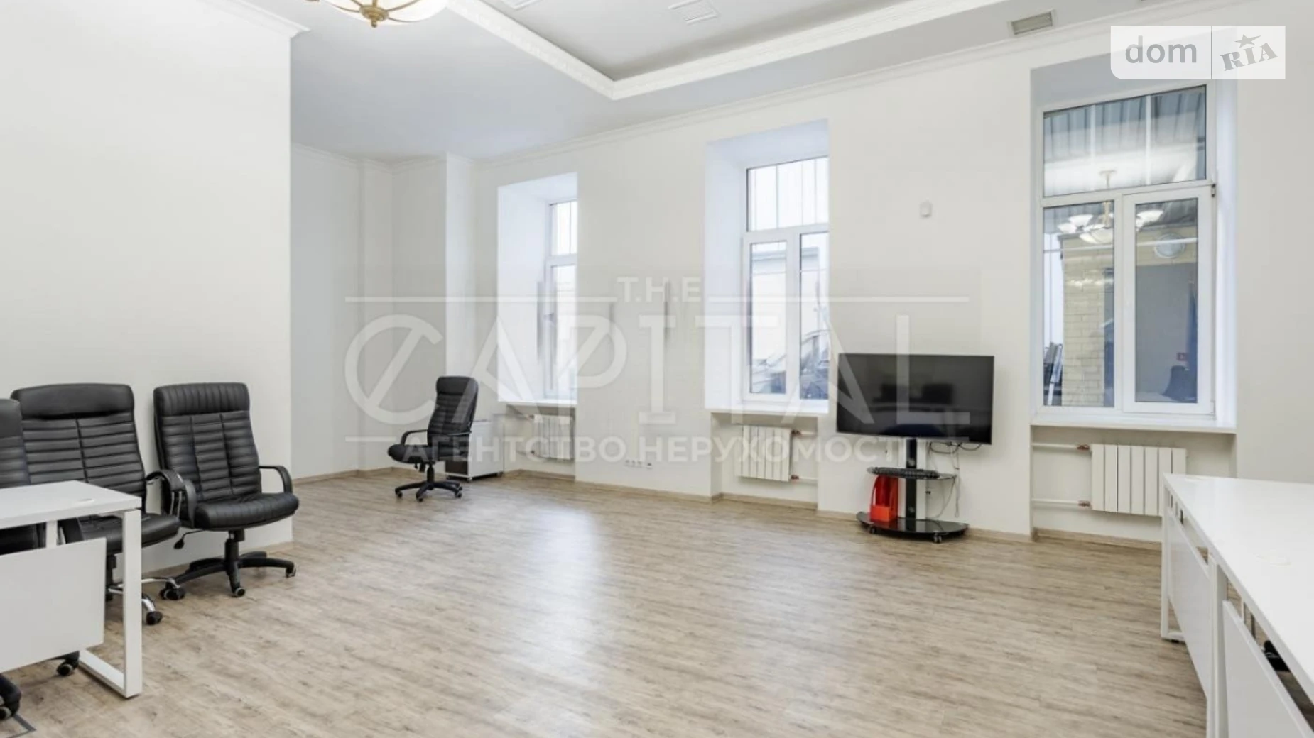 Сдается в аренду офис 2348 кв. м в бизнес-центре, цена: 54004 $ - фото 3