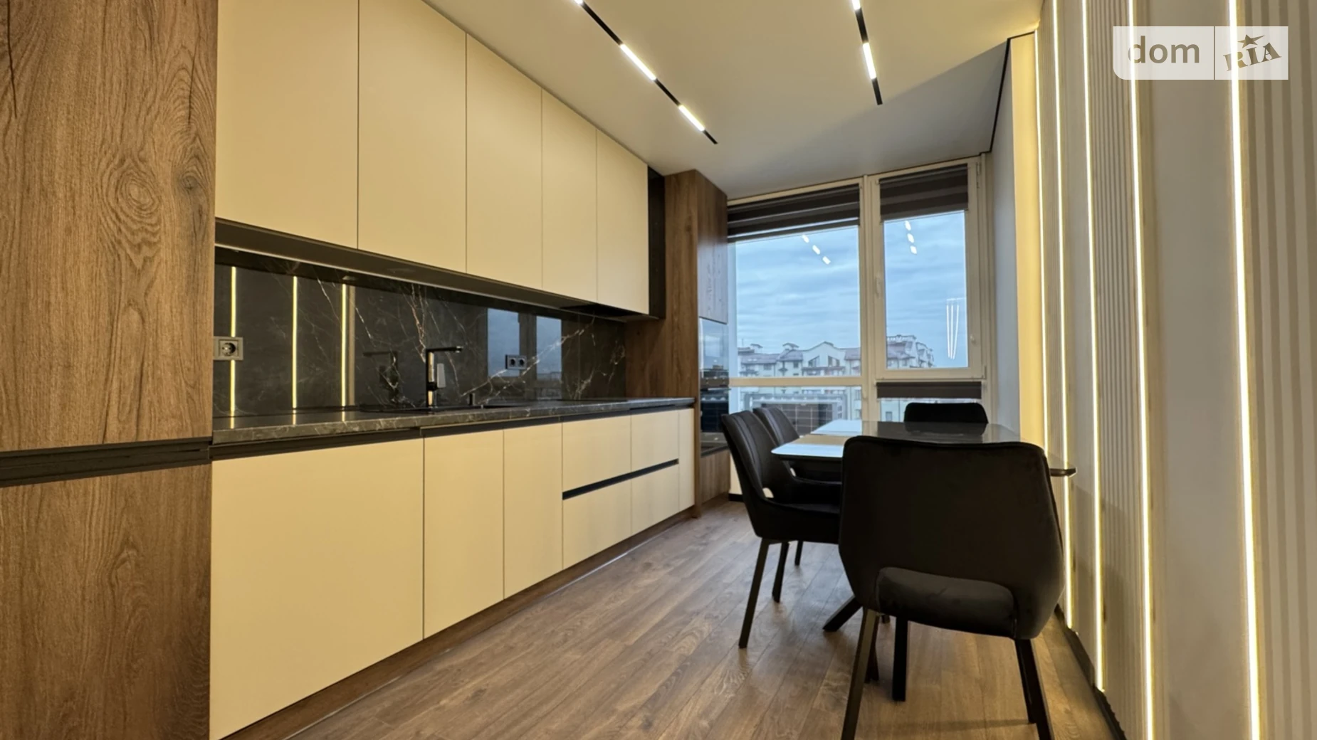 Продается 2-комнатная квартира 62 кв. м в Ивано-Франковске, бул. Южный - фото 3