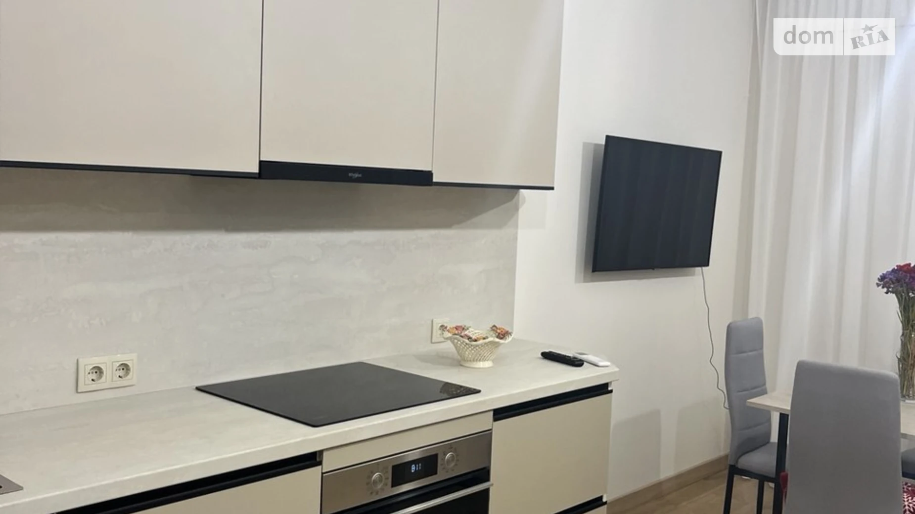 Продается 1-комнатная квартира 47.2 кв. м в Киеве, ул. Шолуденко, 30 - фото 2