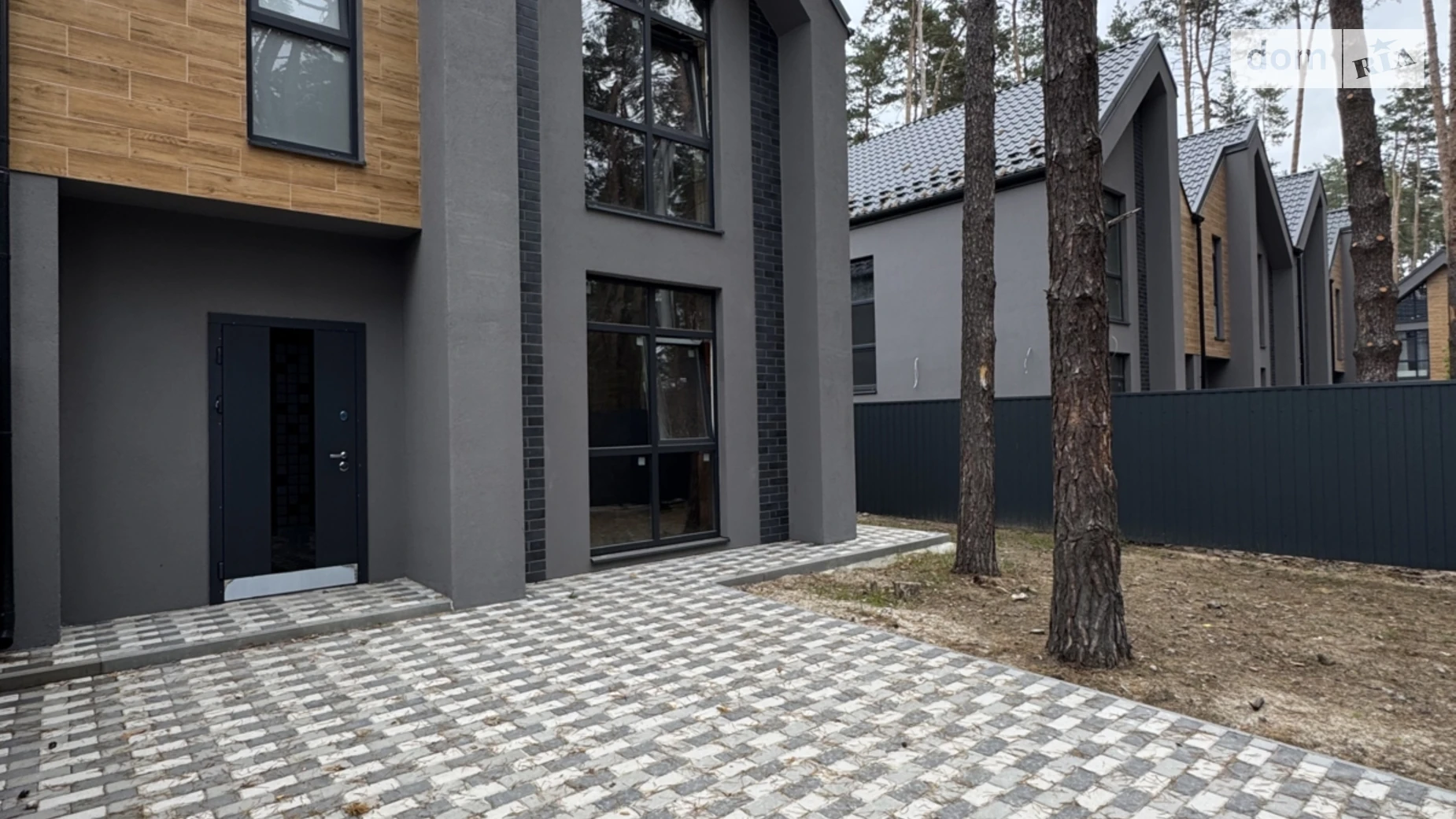 Продается дом на 2 этажа 100 кв. м с камином, цена: 105000 $ - фото 2