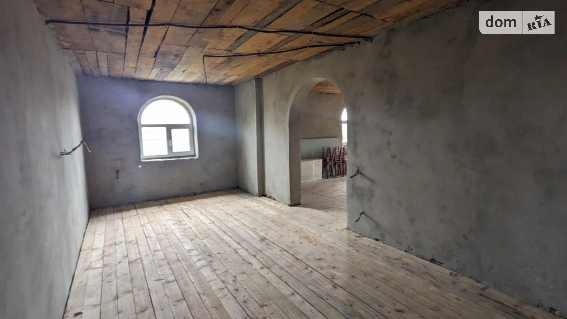 Продается дом на 2 этажа 255.3 кв. м с подвалом, цена: 112000 $ - фото 2