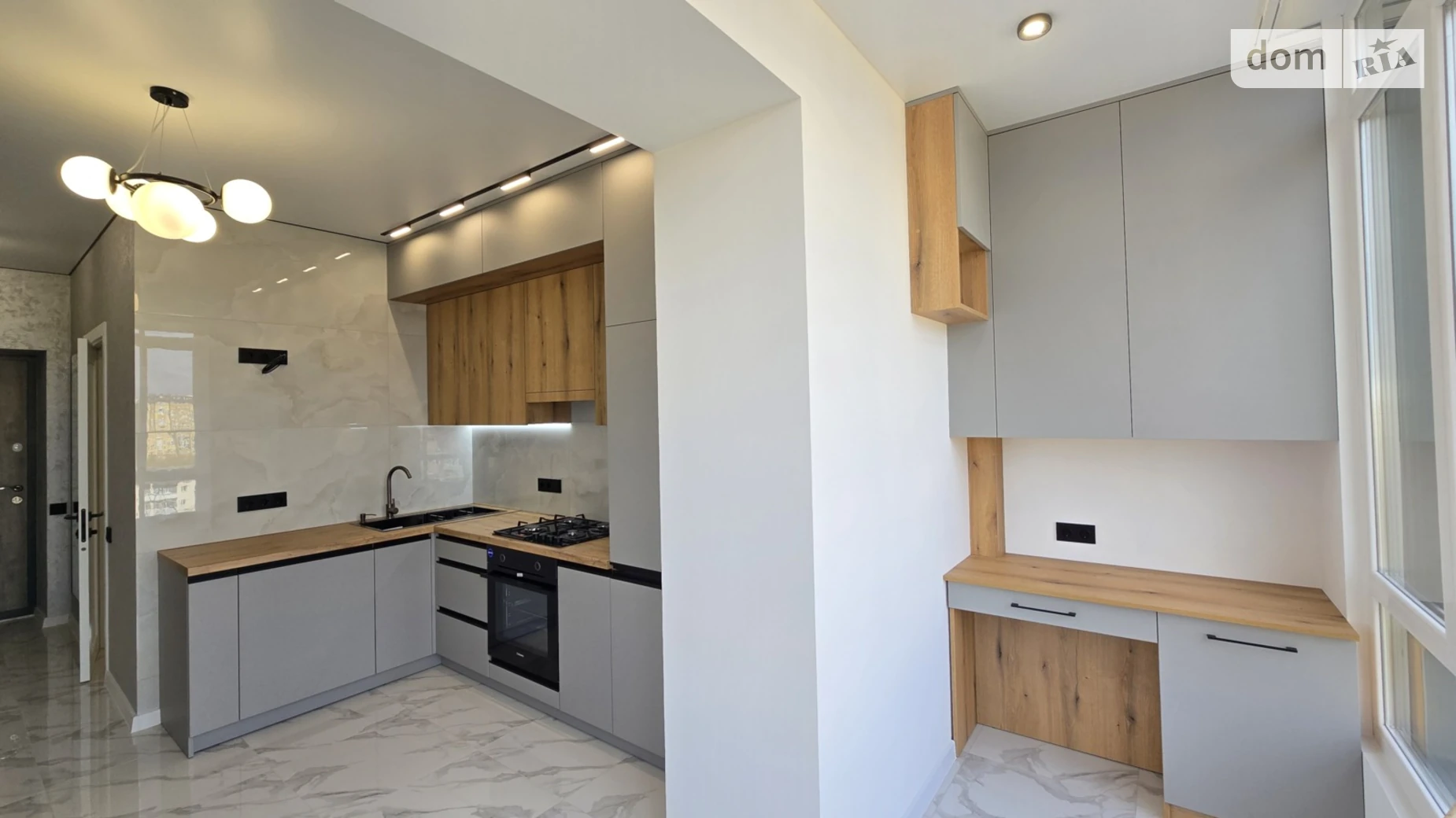 Продается 1-комнатная квартира 39 кв. м в Ивано-Франковске, ул. Национальной Гвардии - фото 3