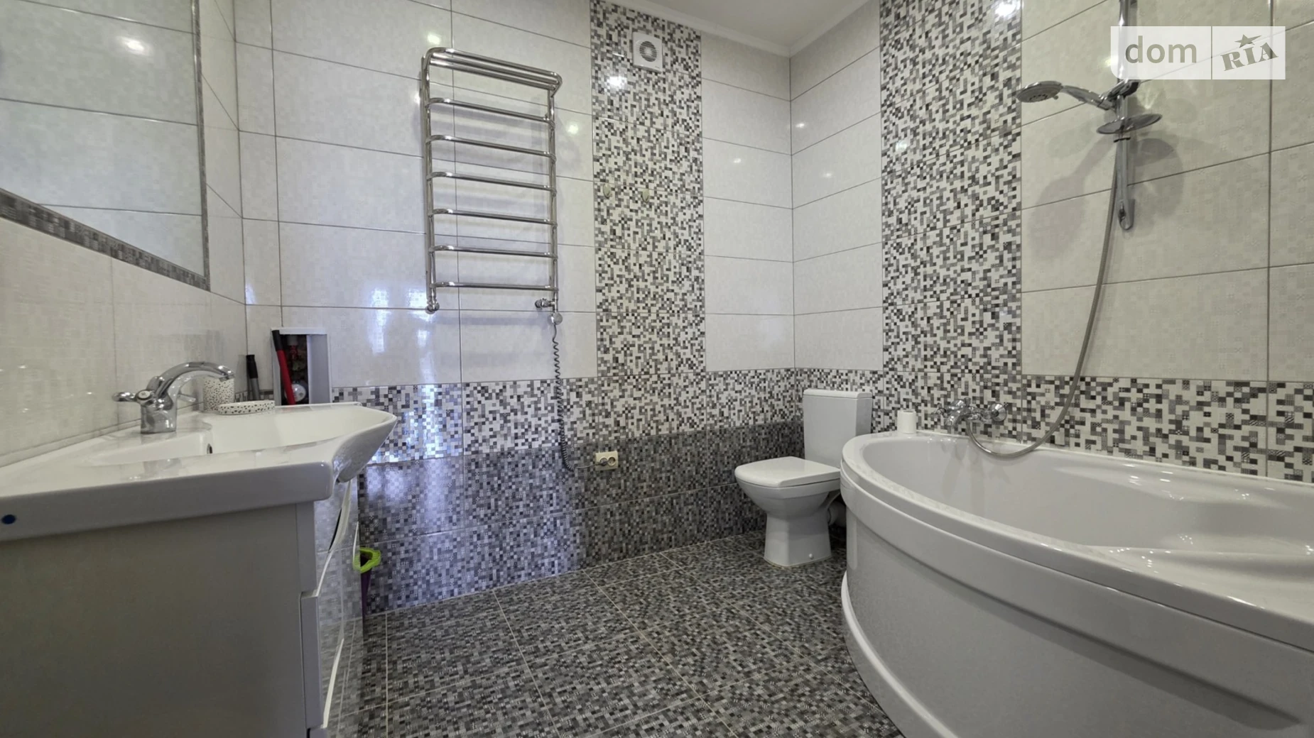 Сдается в аренду 2-комнатная квартира 64 кв. м в, цена: 480 $ - фото 5