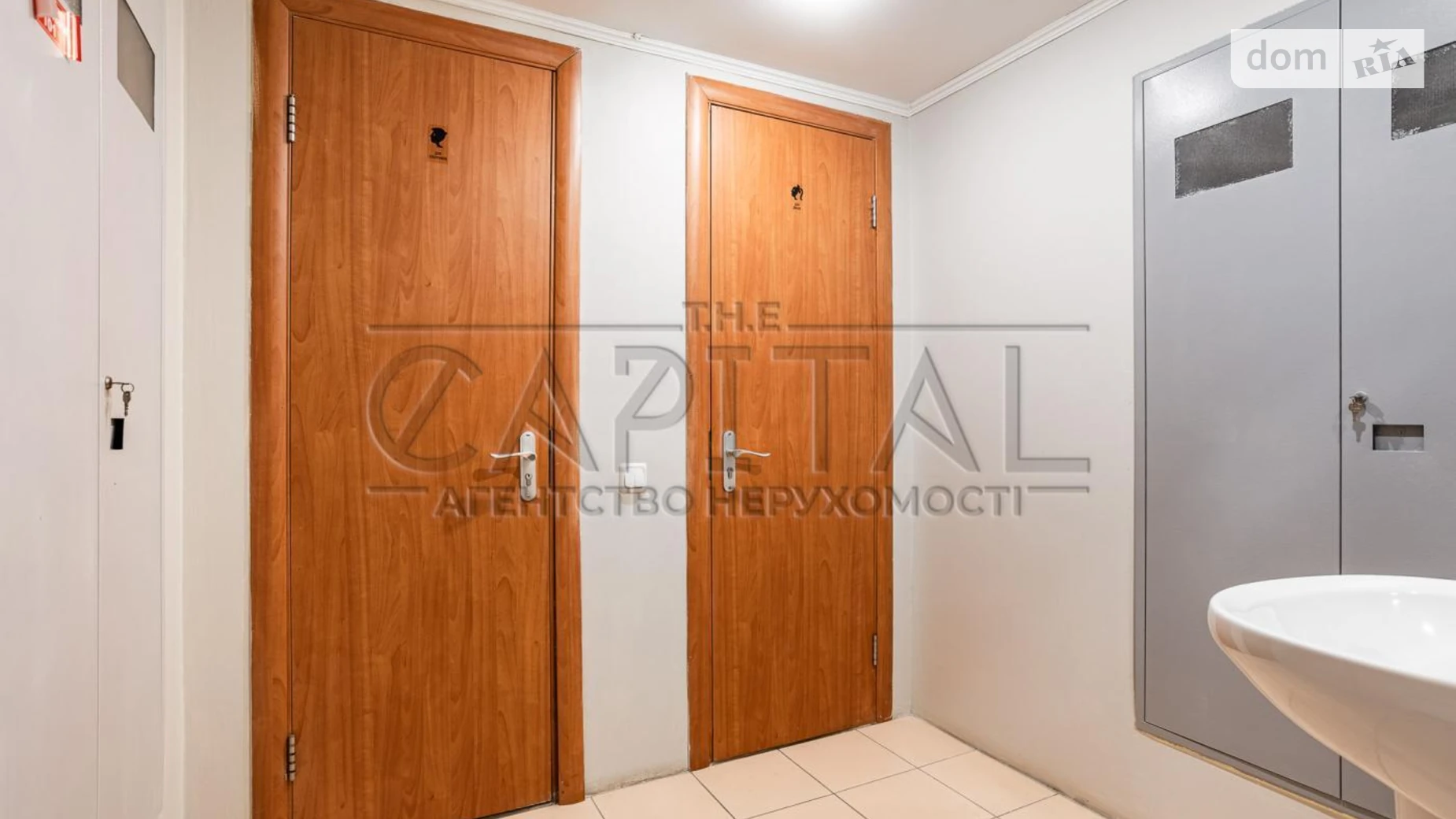 Сдается в аренду офис 137 кв. м в бизнес-центре, цена: 1193 $ - фото 3