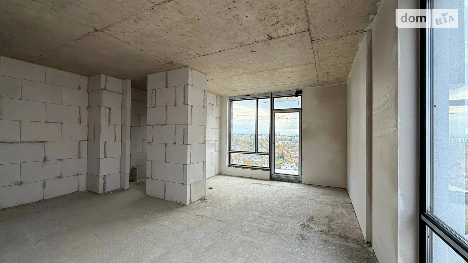 Продается 2-комнатная квартира 53 кв. м в Ивано-Франковске, ул. Ленкавского, 34/7 - фото 2