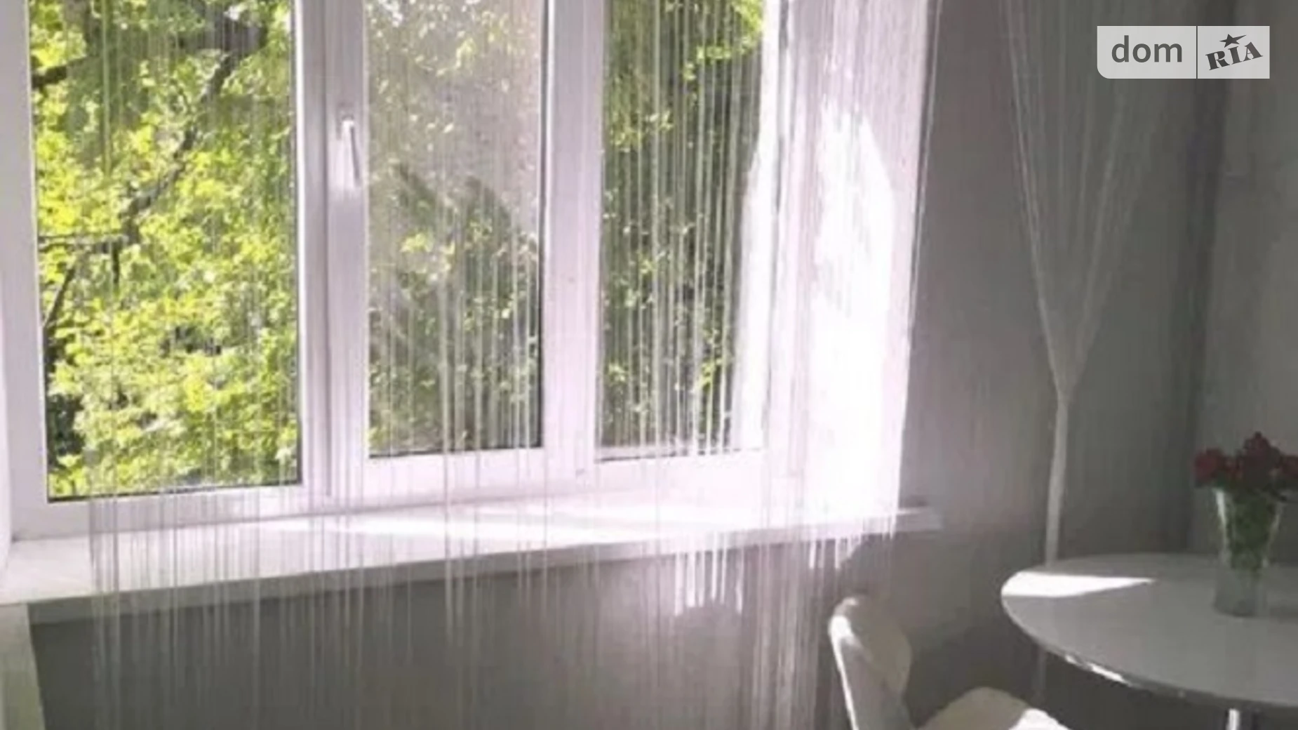 Продается 2-комнатная квартира 54 кв. м в Полтаве, ул. Соборности - фото 2