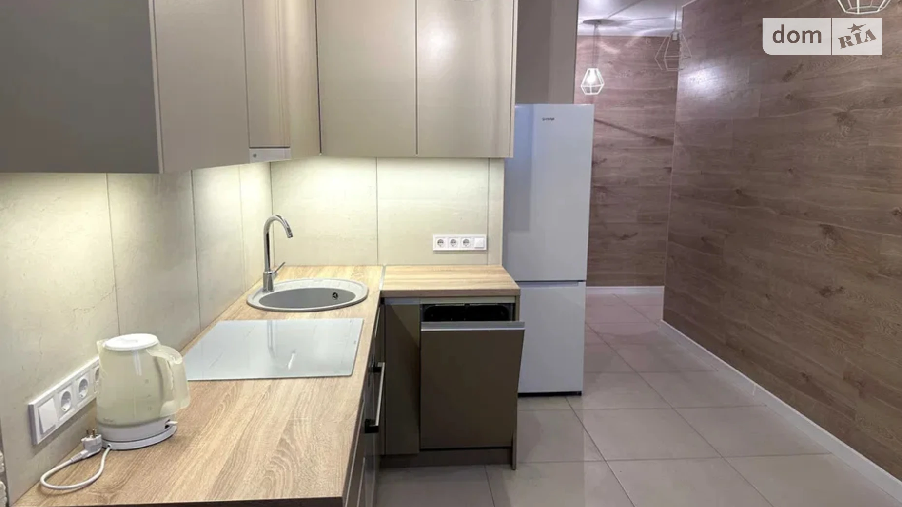 Сдается в аренду 1-комнатная квартира 36.5 кв. м в, цена: 18000 грн - фото 2