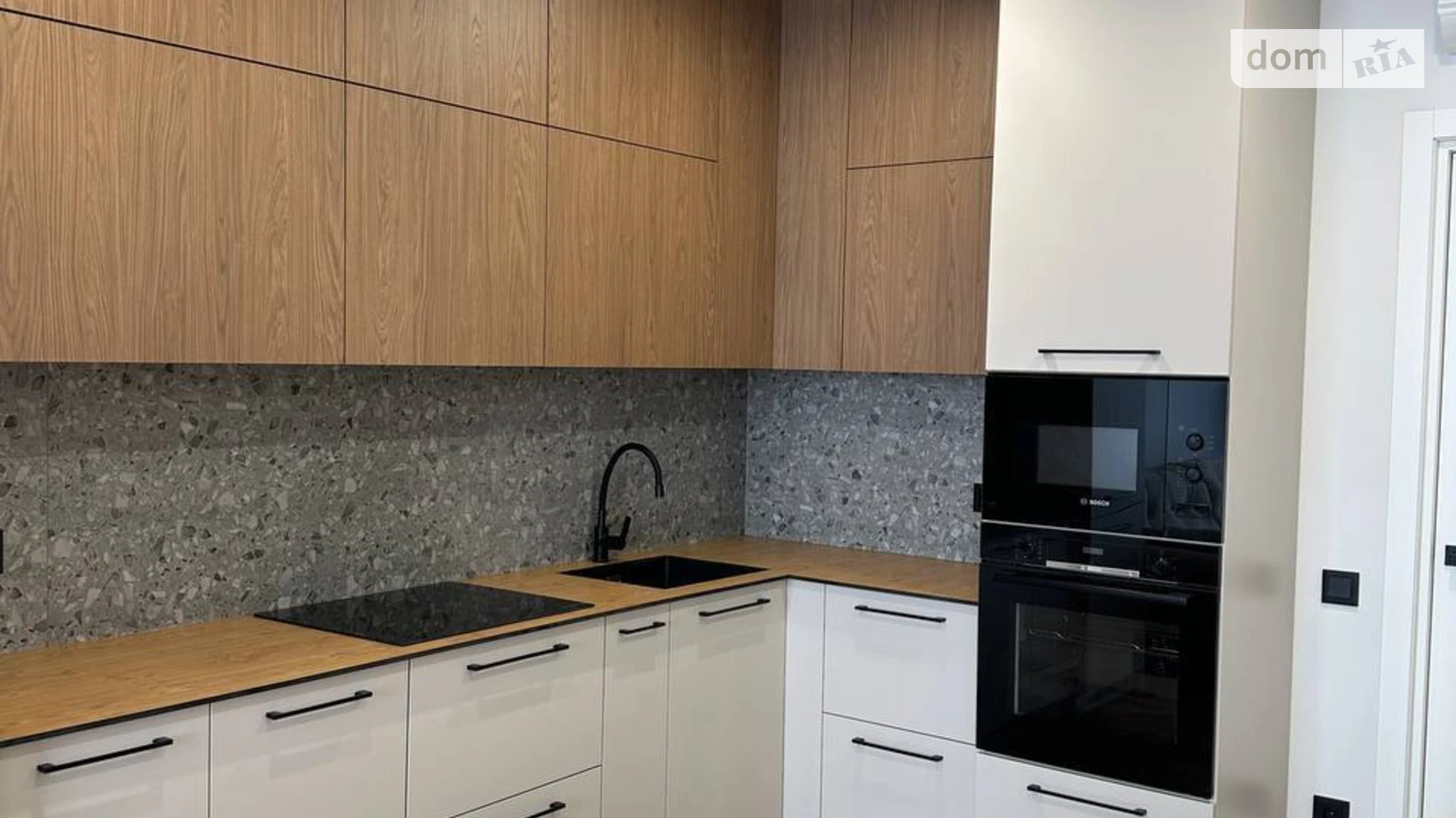 Продается 2-комнатная квартира 73.7 кв. м в Львове, ул. Под Голоском, 19Г - фото 2