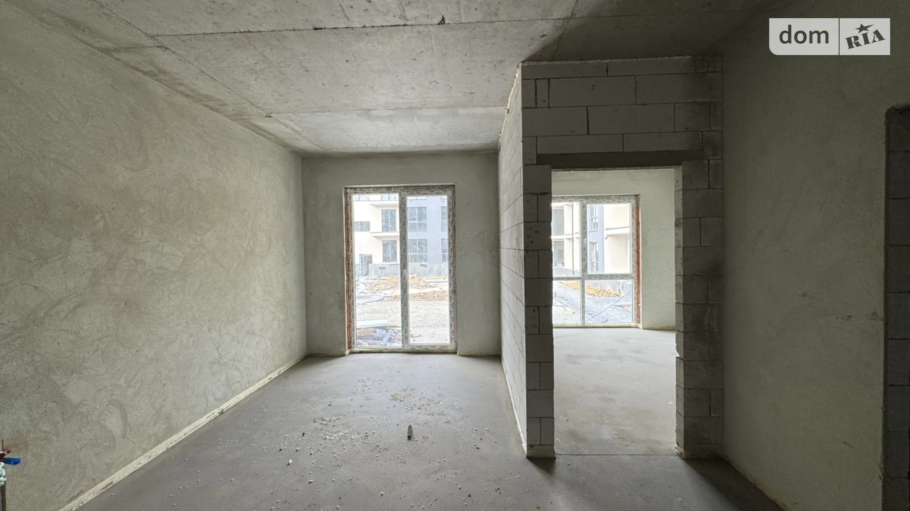 Продается 1-комнатная квартира 40.8 кв. м в Сторожнице, ул. Цветная - фото 2