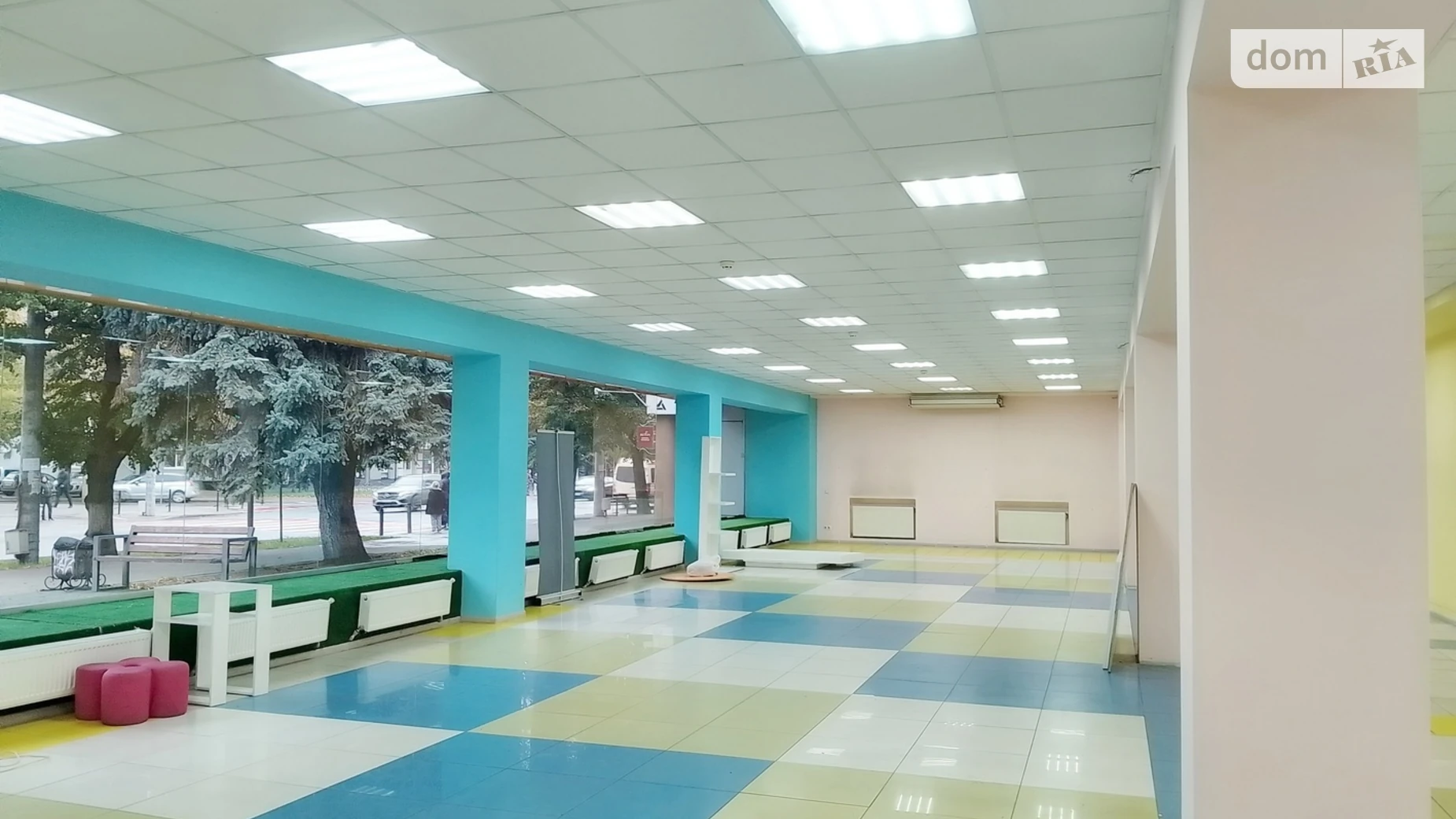 Сдается в аренду помещения свободного назначения 427 кв. м в 1-этажном здании, цена: 341000 грн - фото 2