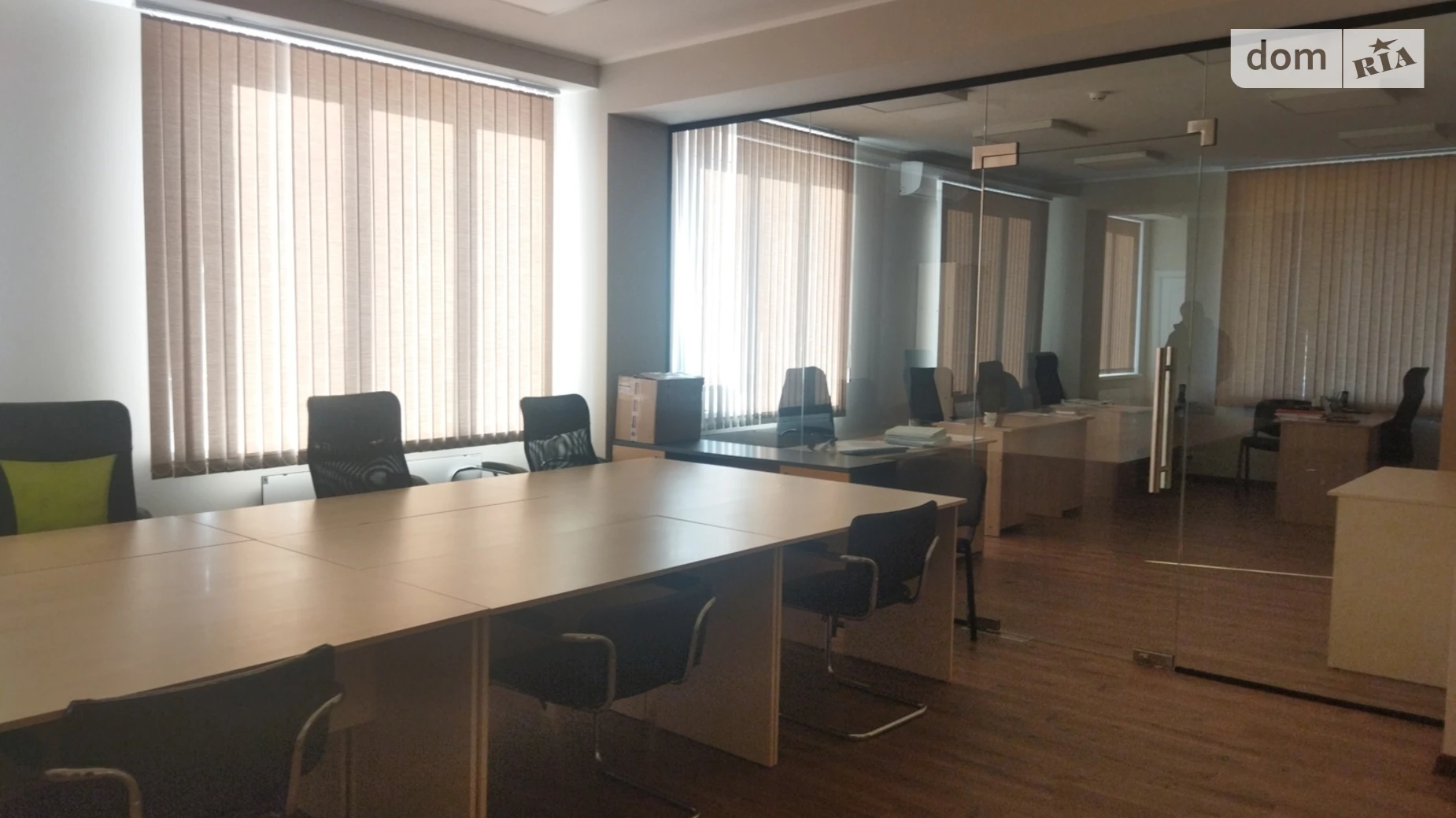 Сдается в аренду офис 320.1 кв. м в бизнес-центре, цена: 2400 $ - фото 3