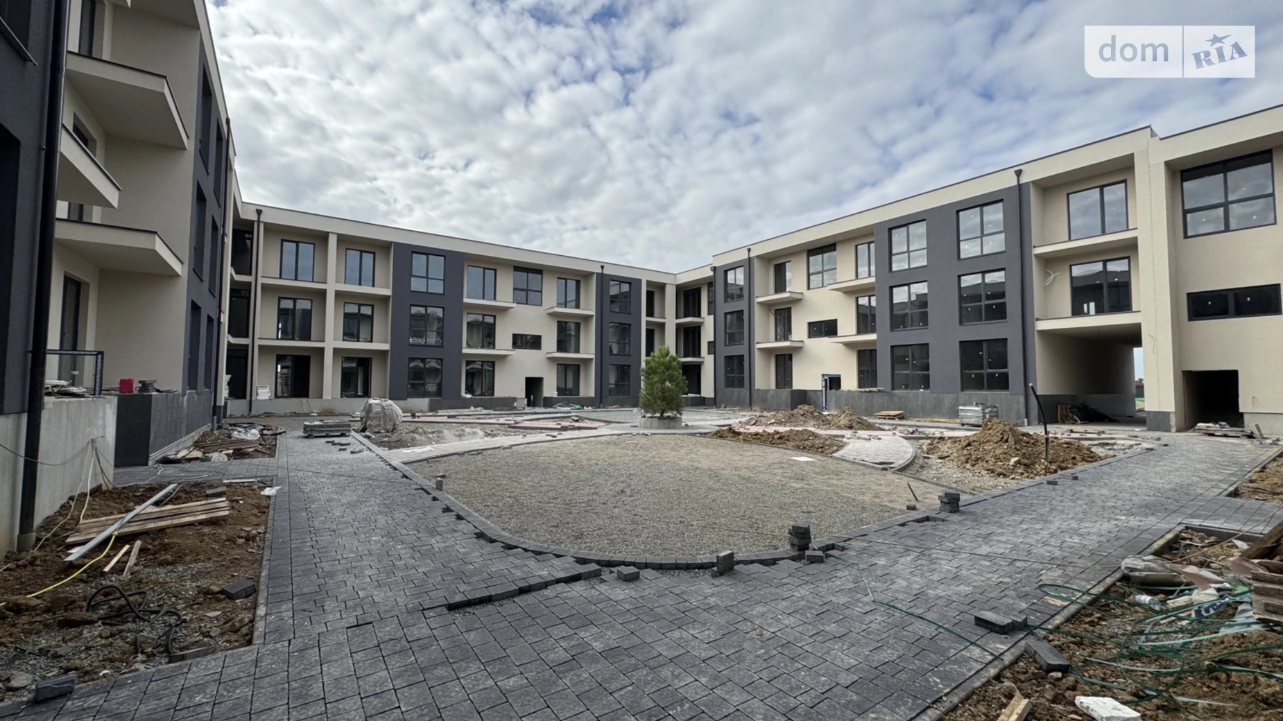 Продается 1-комнатная квартира 38.6 кв. м в Сторожнице, ул. Цветная - фото 3