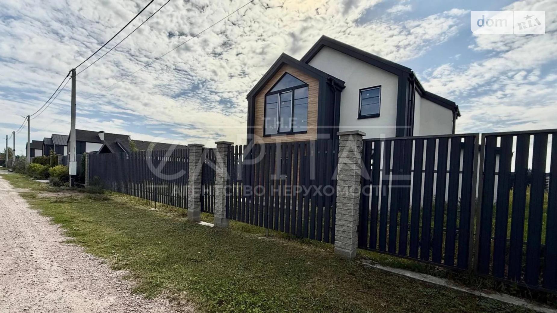 Продается дом на 2 этажа 128 кв. м с бассейном, цена: 80000 $ - фото 2