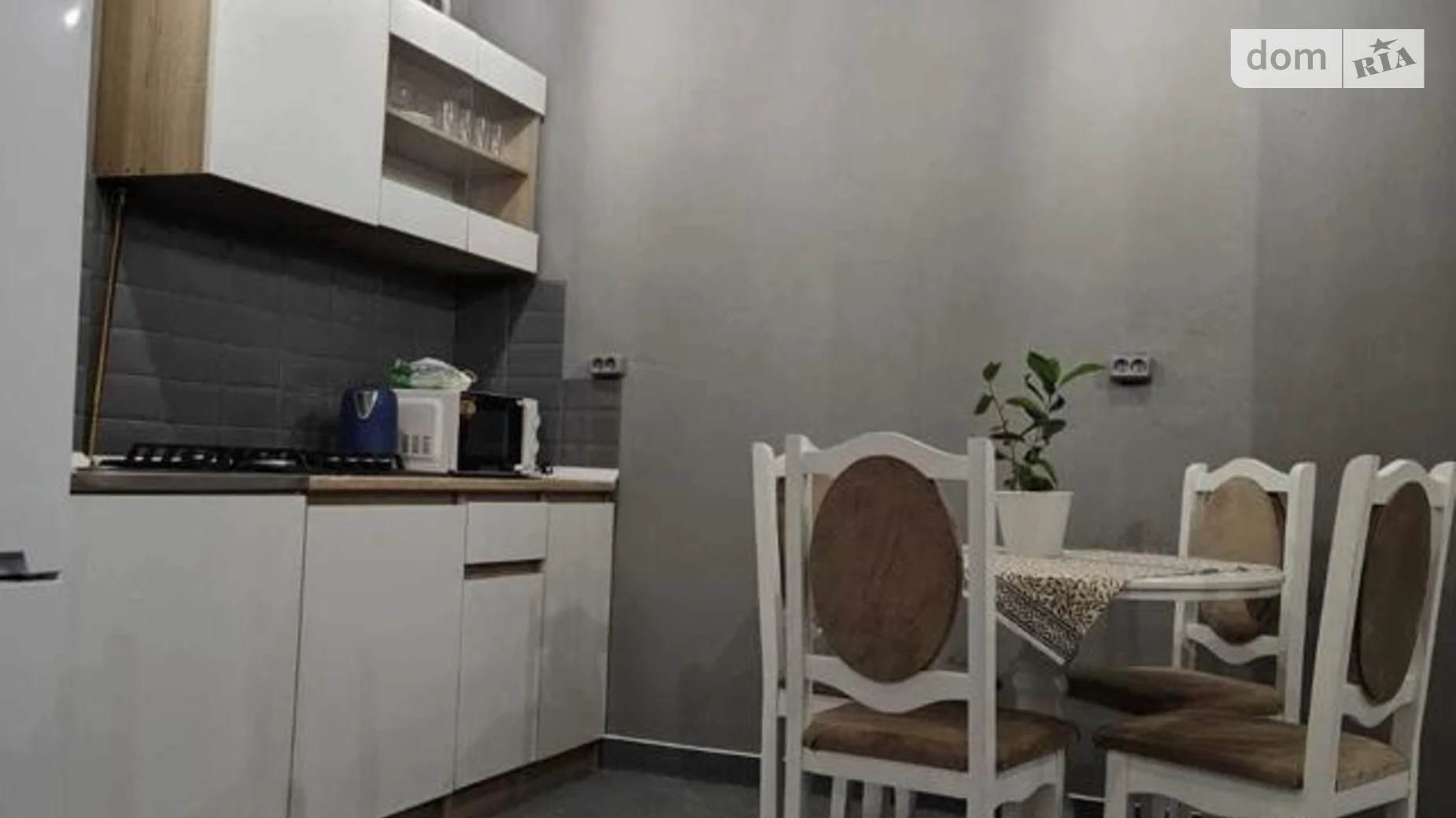 Продається 1-кімнатна квартира 37 кв. м у Ужгороді, вул. Петра Лінтура - фото 3